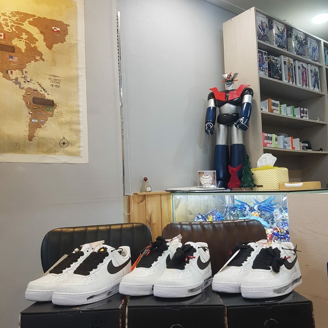 Nike x Peaceminusone Air Force 1 Low Para-Noise 2.0 착용 스타일