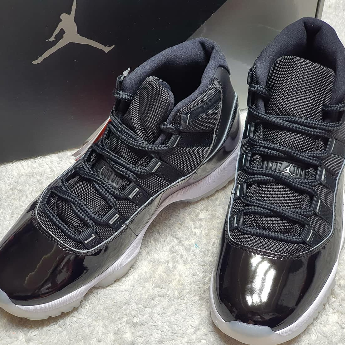 Jordan 11 Retro Jubilee 착용 스타일