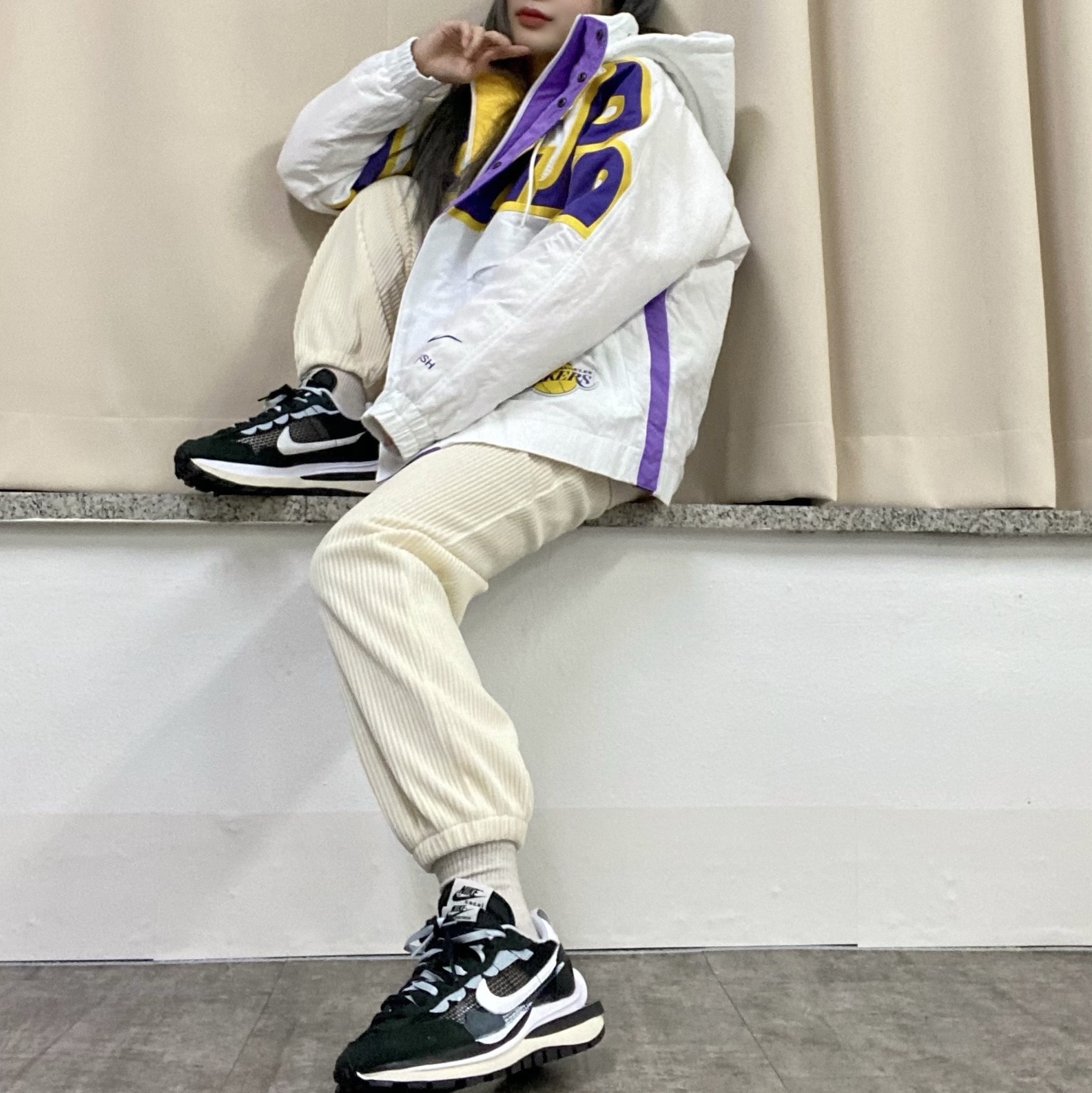 Nike x Sacai VaporWaffle Black White, (W) Nike x Ambush NBA Collection Lakers Jacket - Asia 착용 스타일