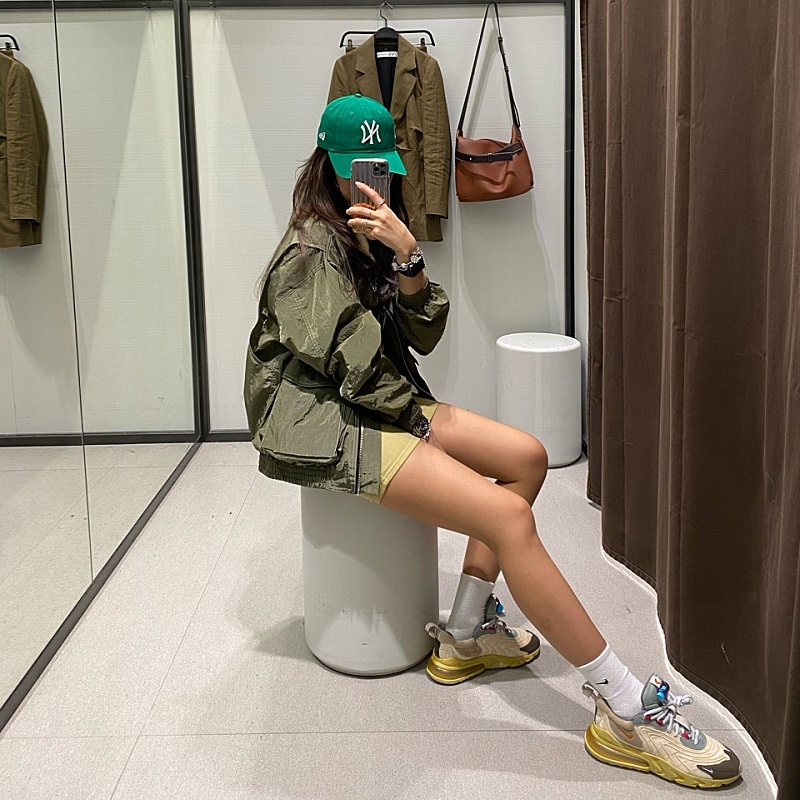 Nike x Travis Scott Air Max 270 React Cactus Trails 착용 스타일 - 2