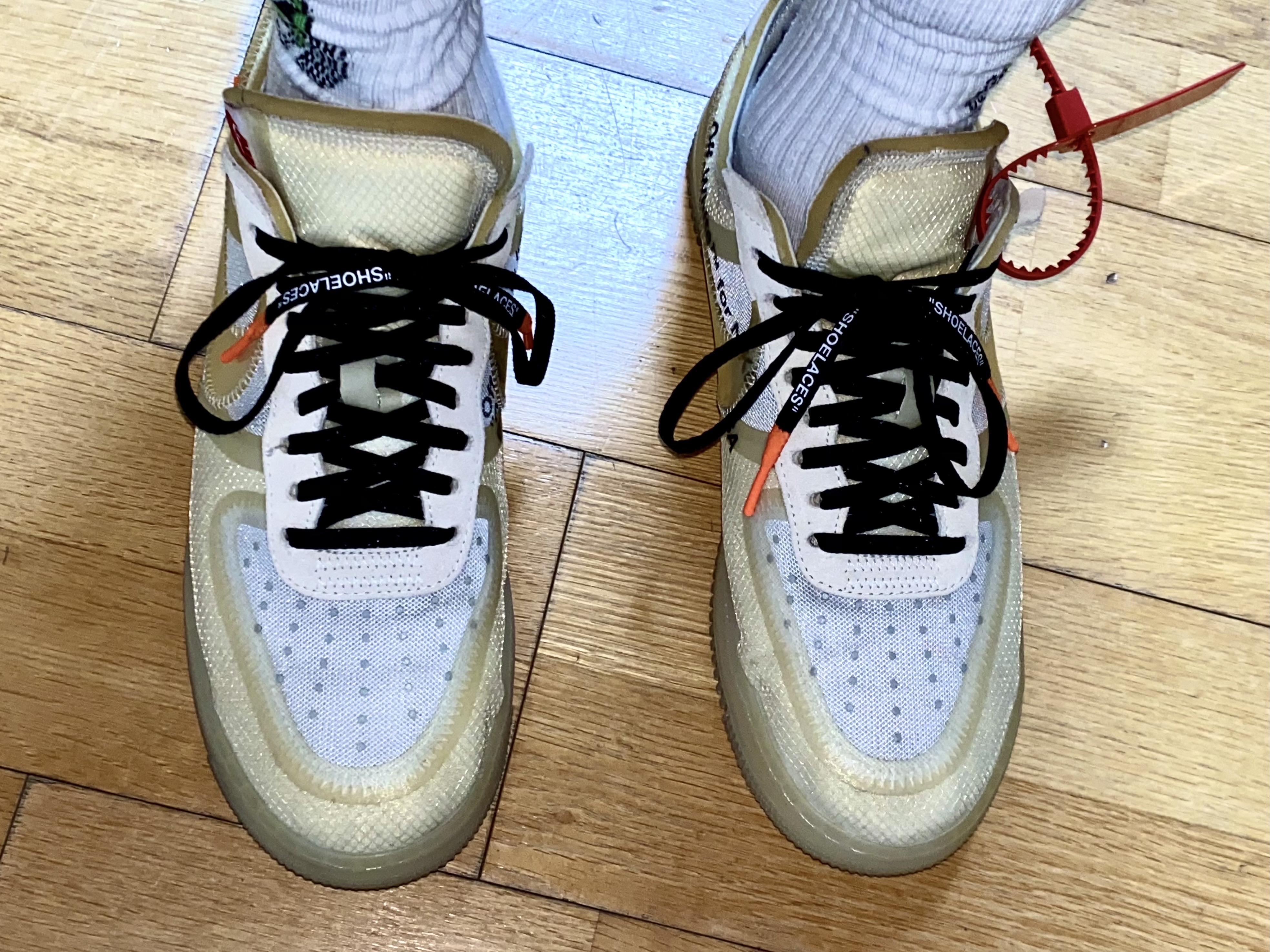 Nike x Off-White Air Force 1 Low The Ten 착용 스타일