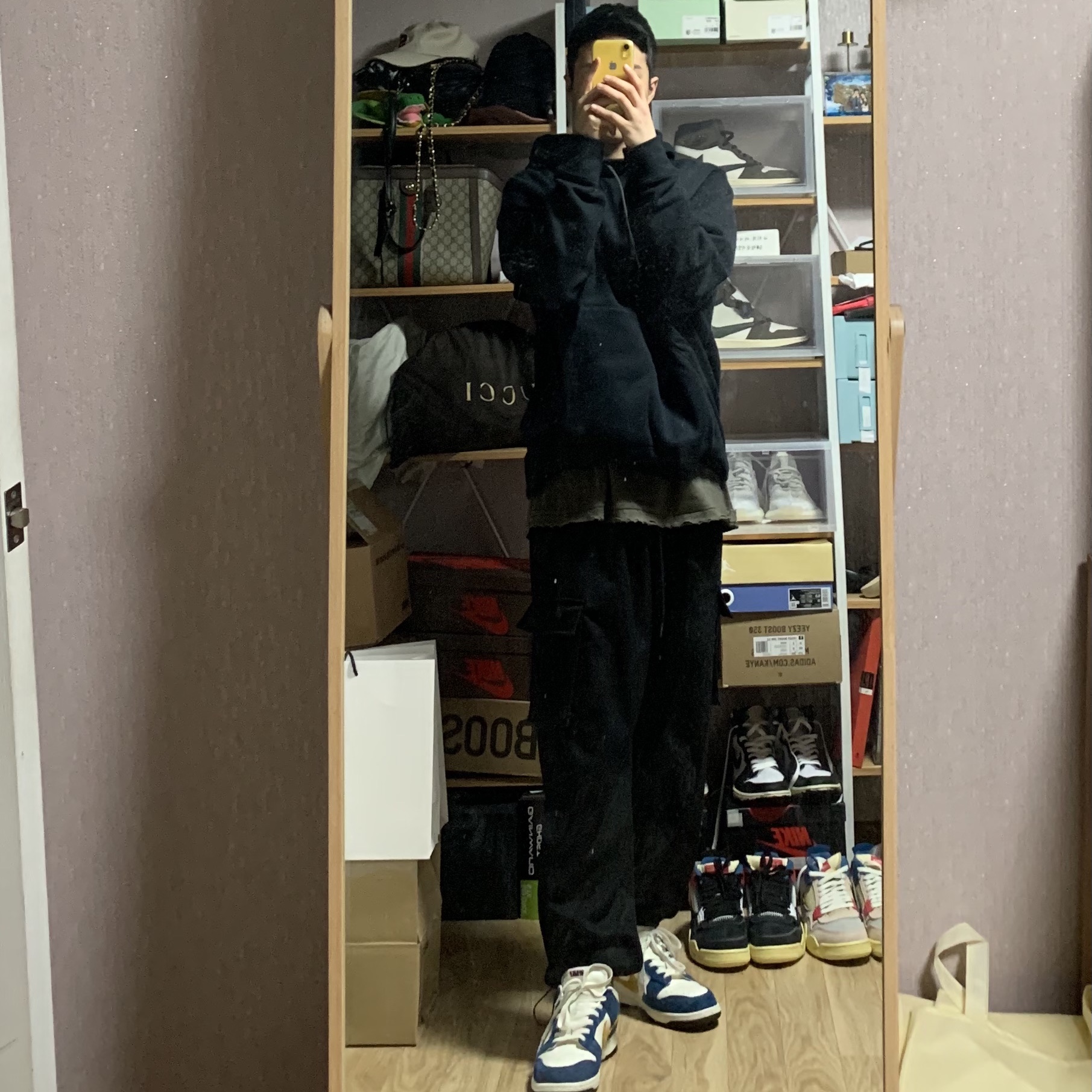 Jordan 4 x Union Retro Off Noir, Jordan 4 x Union Retro Guava Ice 착용 스타일 - 1