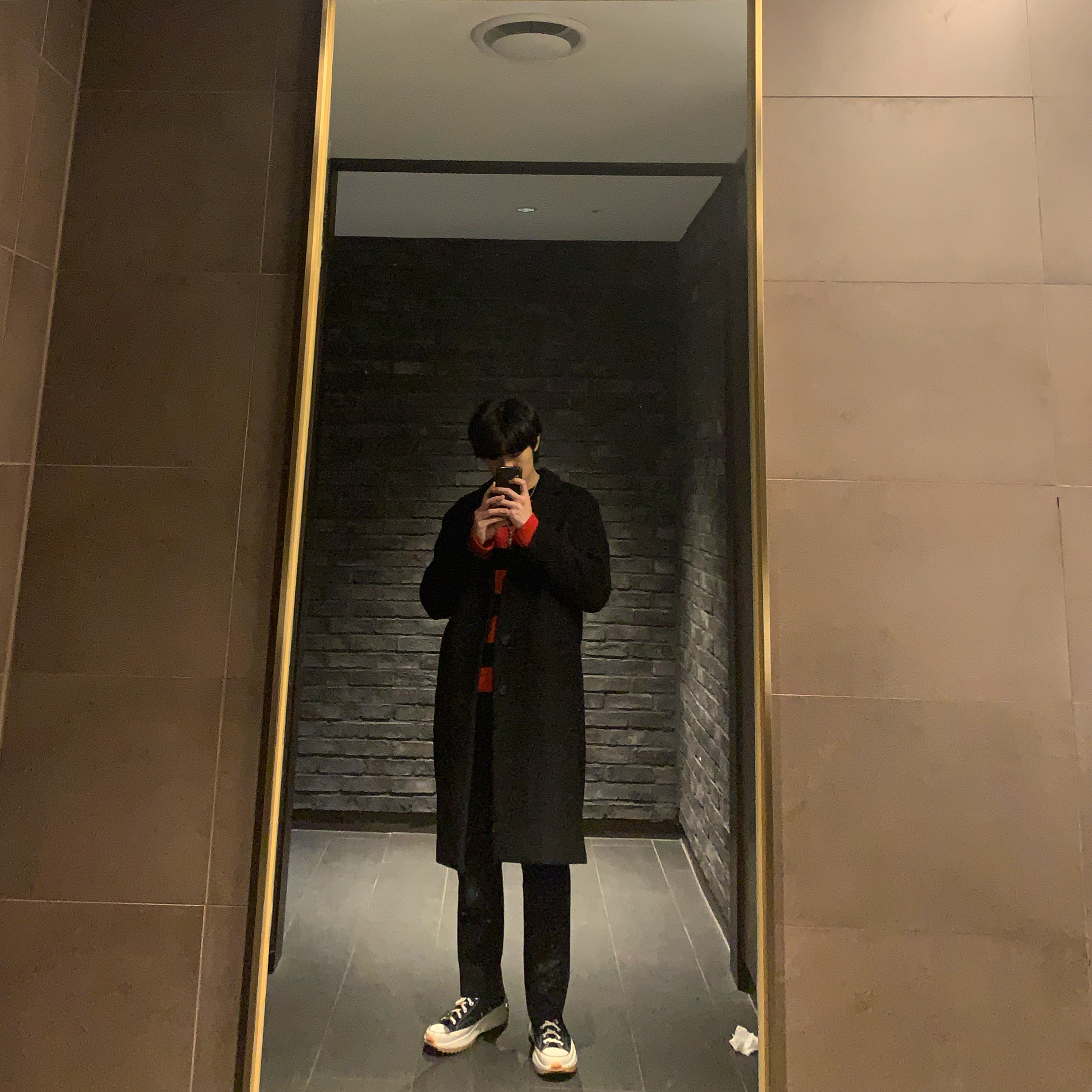 Converse x JW Anderson Run Star Hike Hi Black 착용 스타일