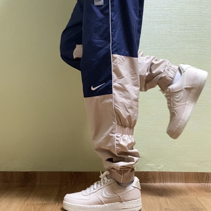 Nike x Stussy Air Force 1 Low Fossil 착용 스타일