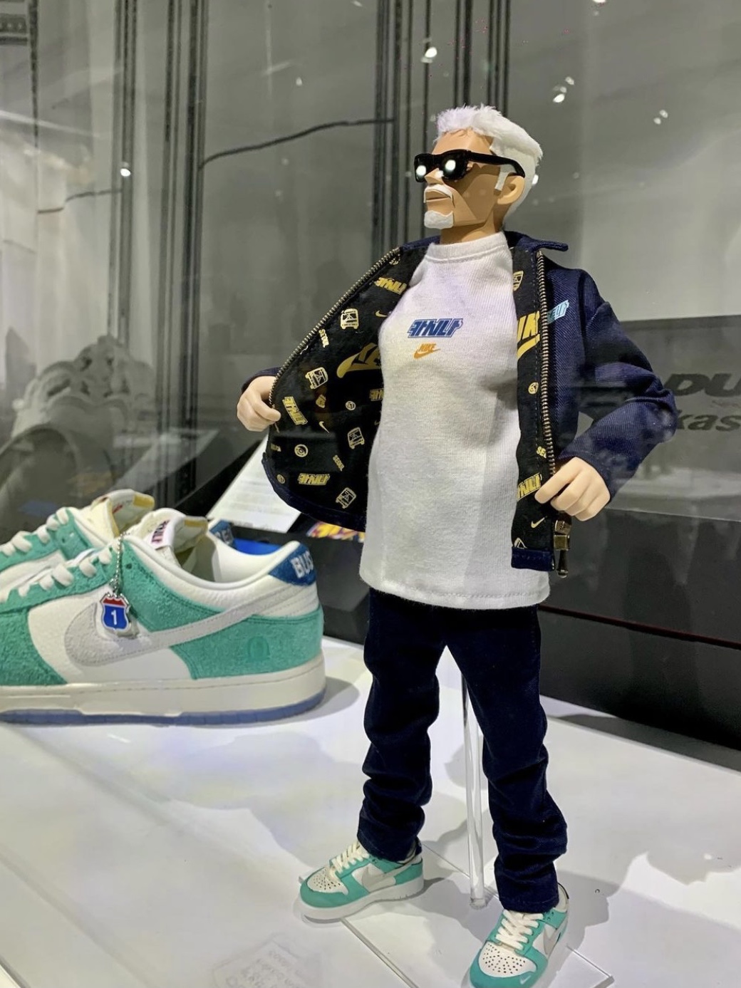 Nike x Kasina Dunk Low Road Sign - Kasina Exclusive, Nike x Kasina Dunk Low 80's Bus 착용 스타일