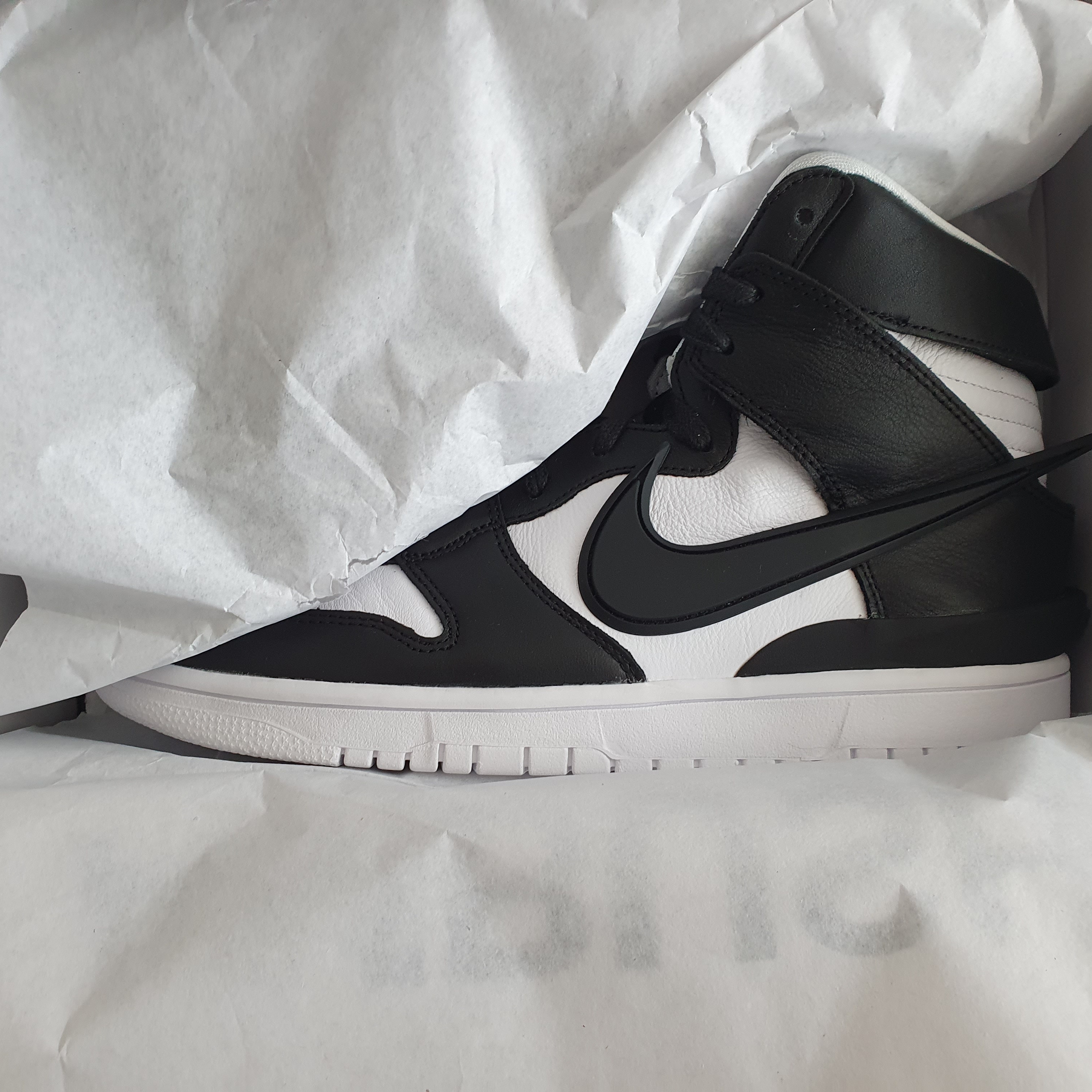 Nike x Ambush Dunk High Black 착용 스타일 - 1
