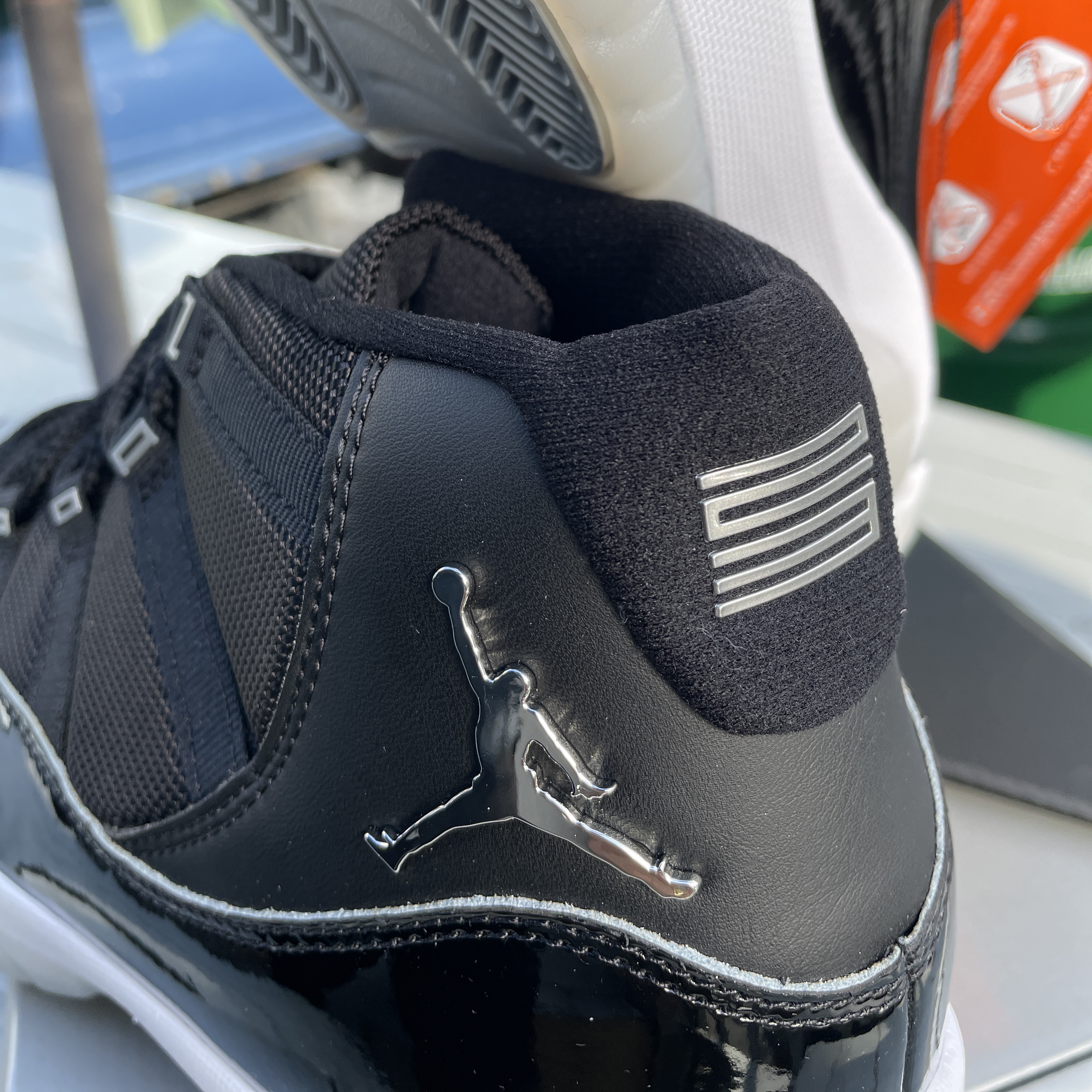 Jordan 11 Retro Jubilee 착용 스타일 - 3