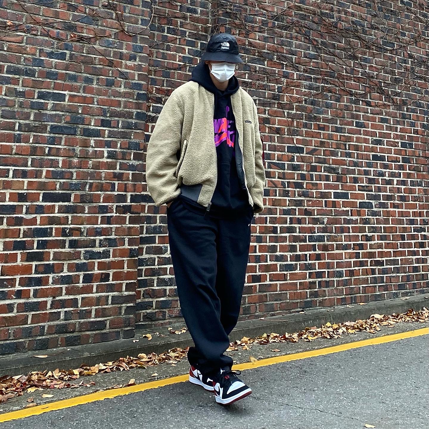 Jordan 1 Low Black Toe 착용 스타일 - 1