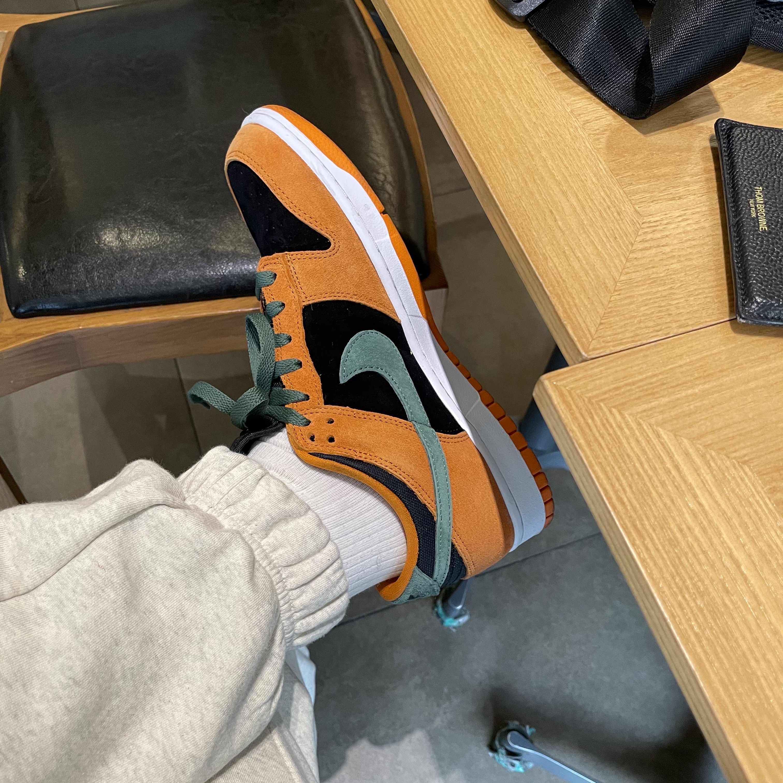 Nike Dunk Low SP Ceramic 착용 스타일 - 1