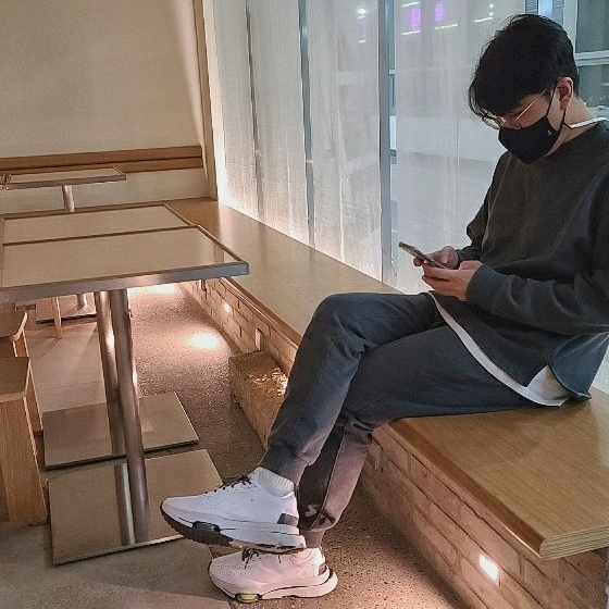 Nike Air Zoom Type Summit White 착용 스타일