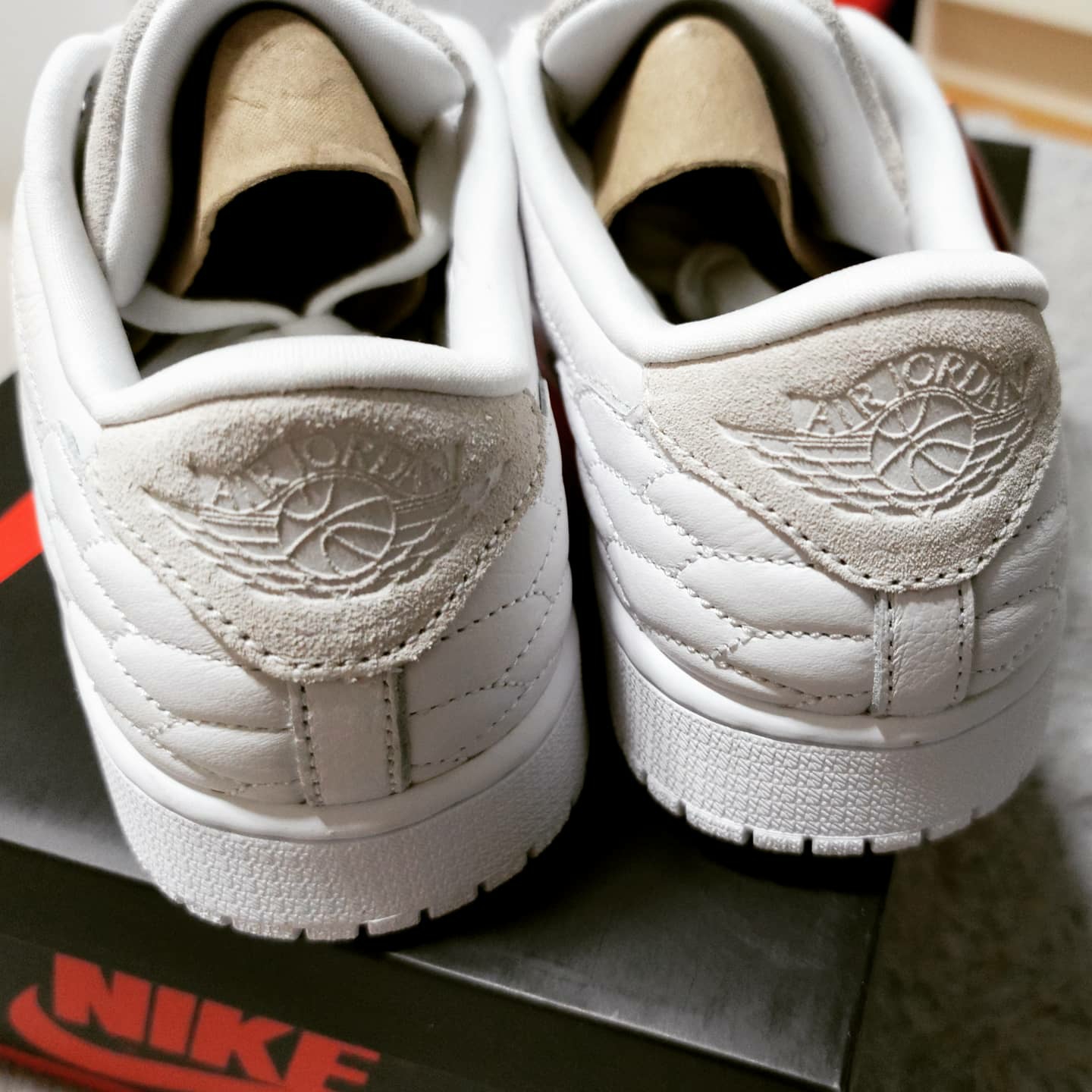 Jordan 1 Centre Court White On White 착용 스타일 - 3
