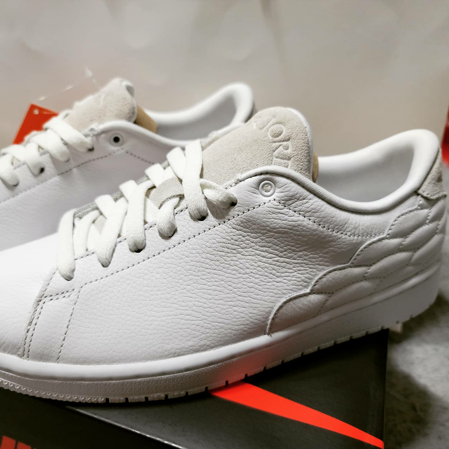 Jordan 1 Centre Court White On White 착용 스타일 - 2