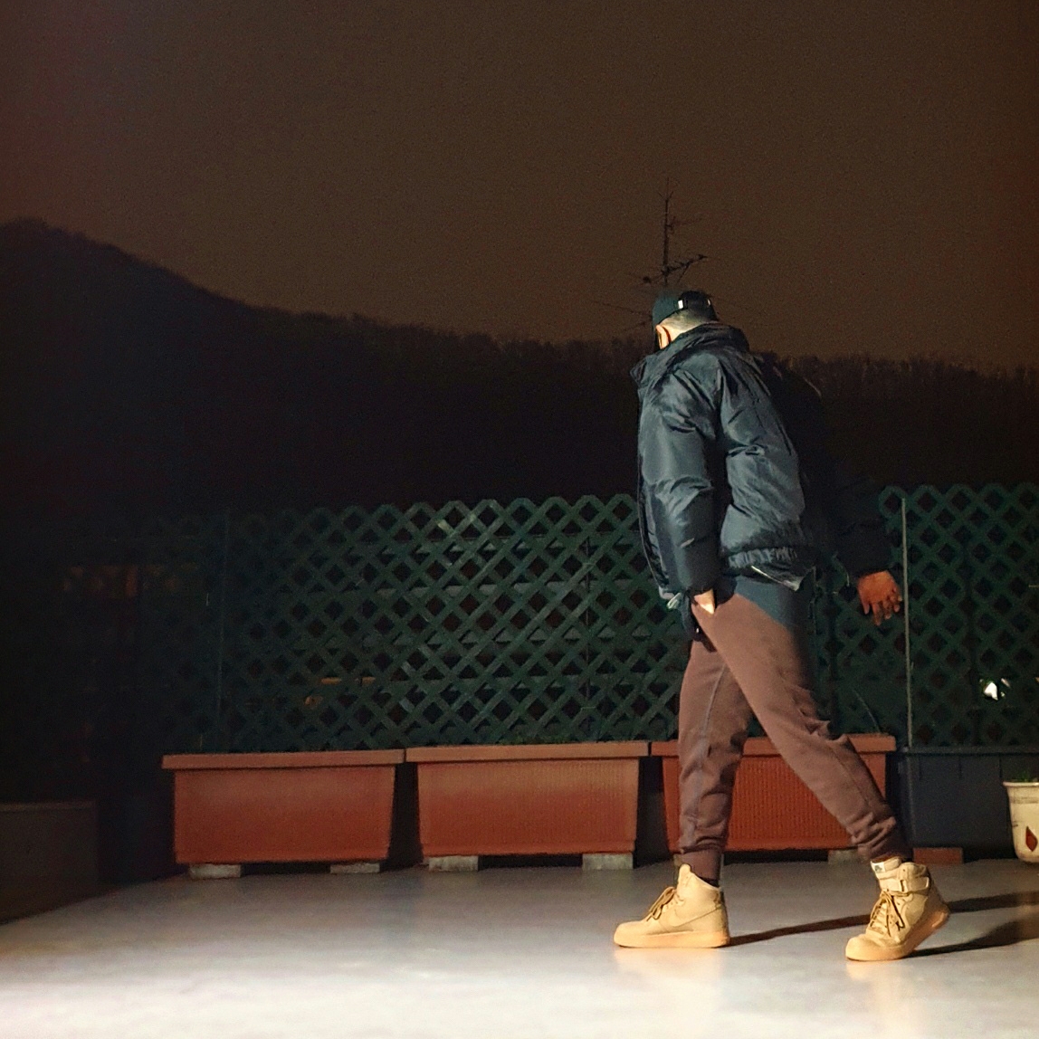 Nike Air Force 1 High '07 LV8 WB Flax 착용 스타일 - 2