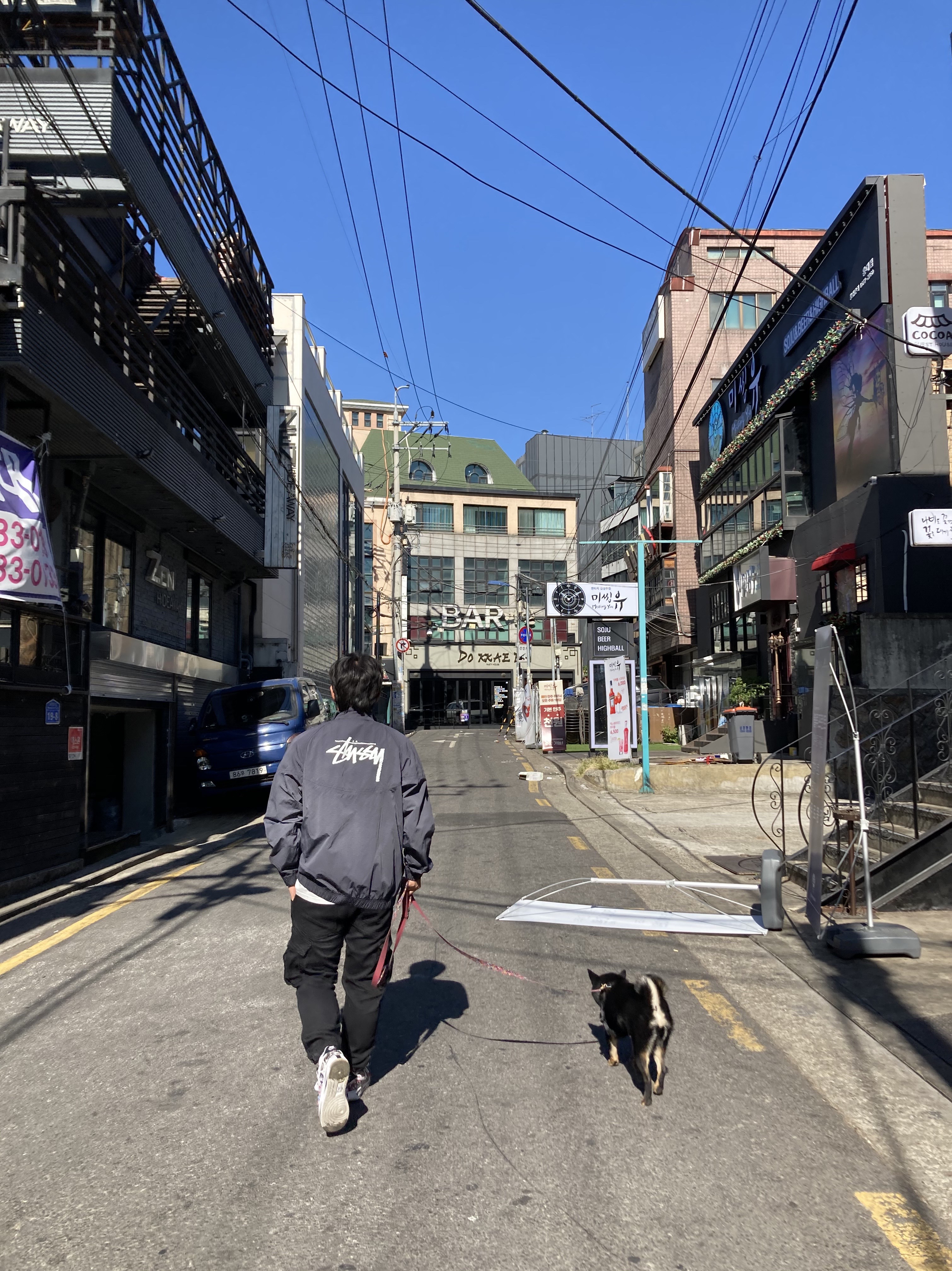 Nike x Stussy Windrunner Jacket Off Noir, Nike x Peaceminusone Air Force 1 Low Para-Noise 착용 스타일