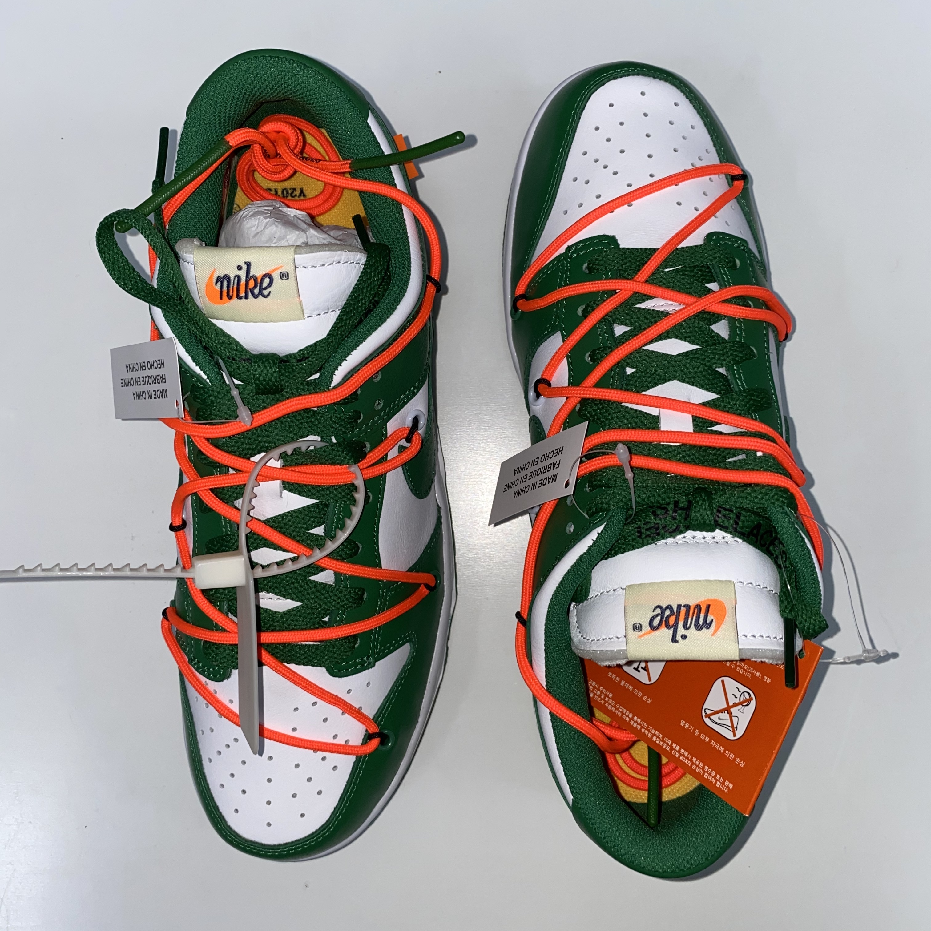Nike x Off-White Dunk Low Pine Green 착용 스타일 - 4