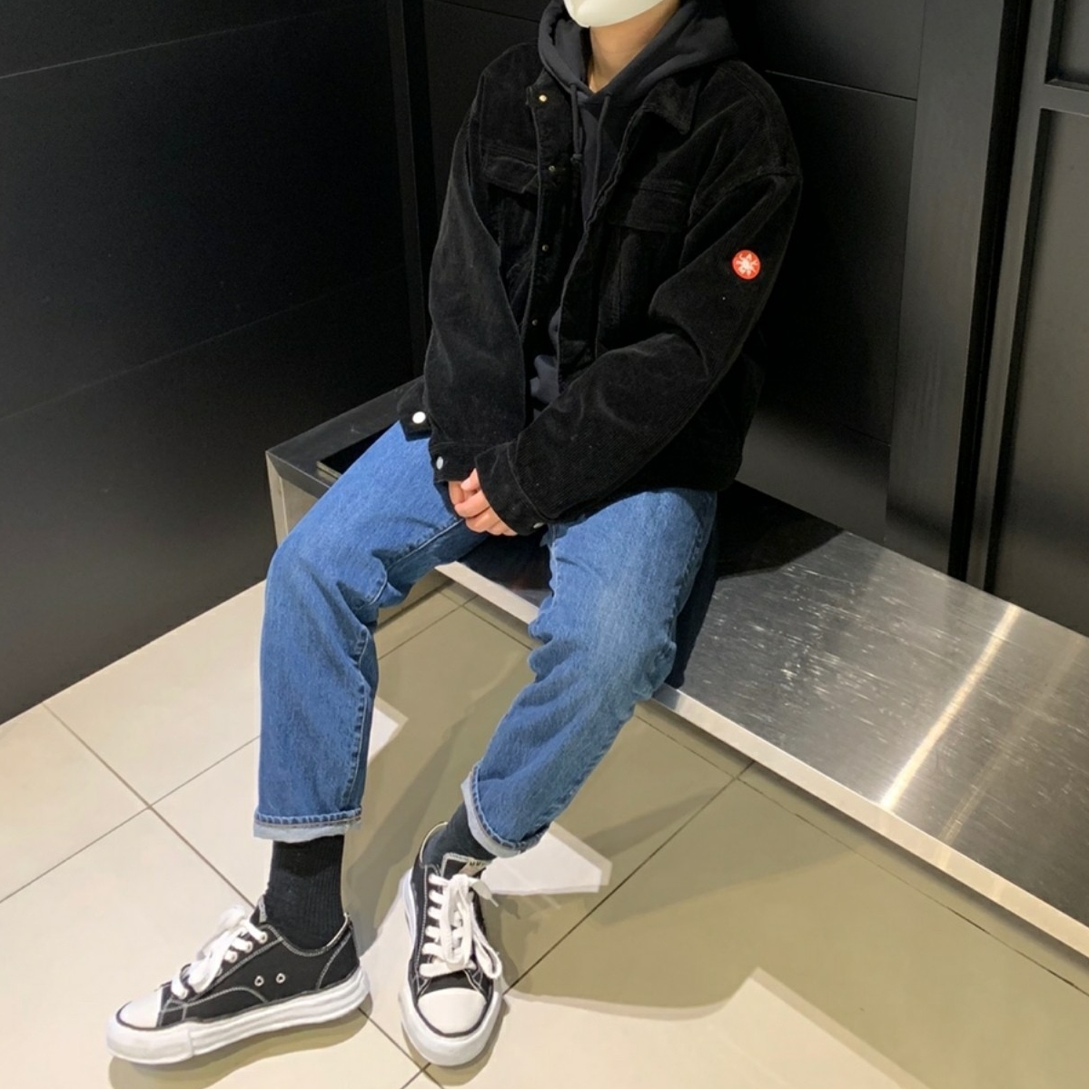 Maison Mihara Yasuhiro Peterson OG Sole Canvas Low Sneakers Black 착용 스타일 - 1