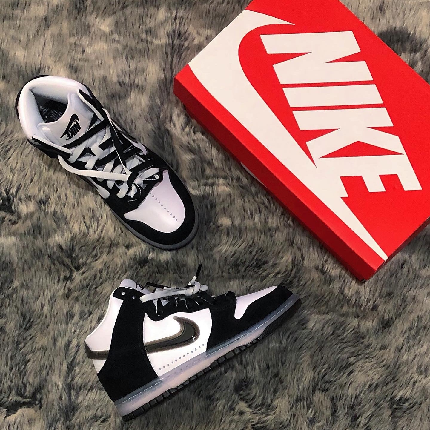 Nike x Slam Jam Dunk High SP Clear Black 착용 스타일