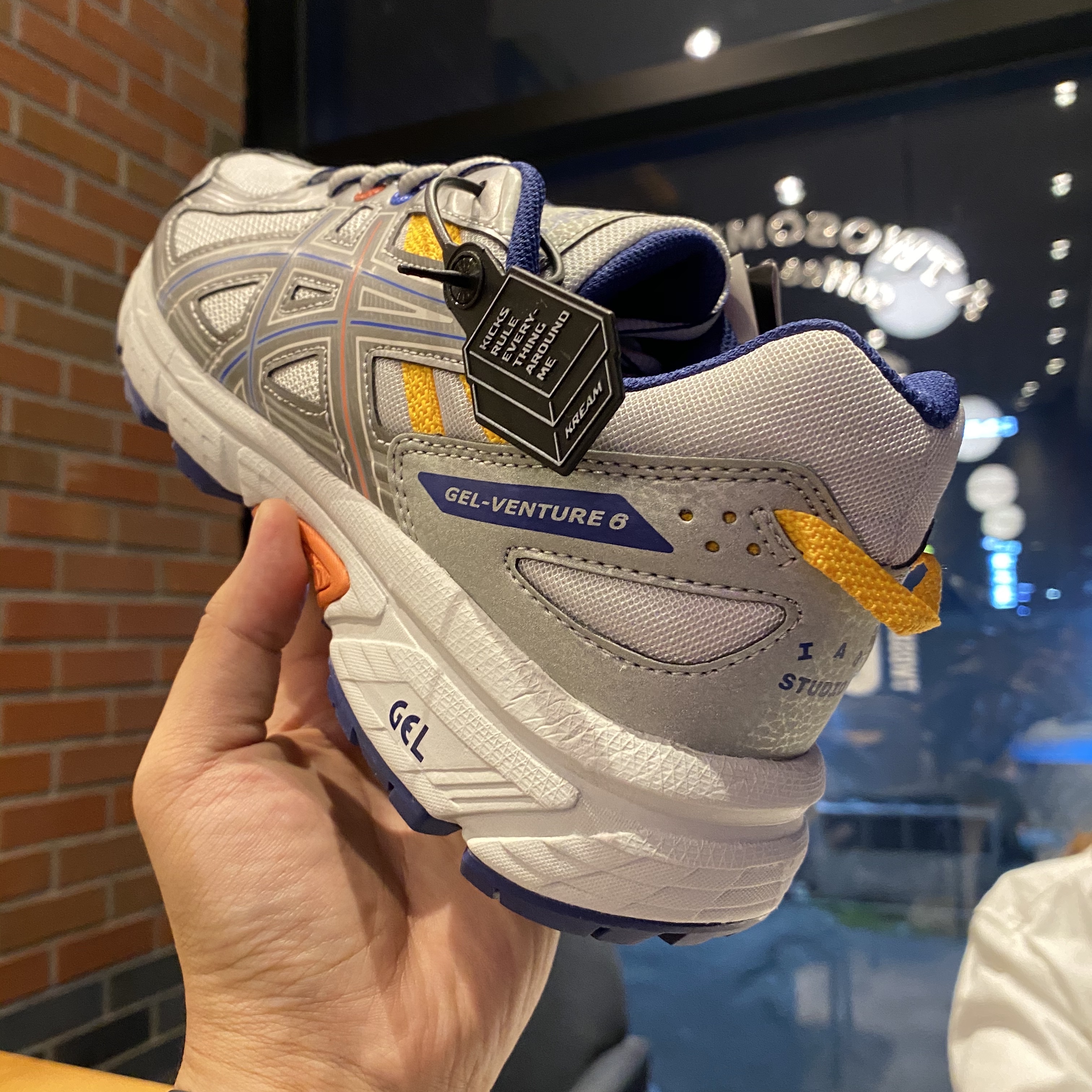 Asics x IAB Studio Gel-Venture 6 착용 스타일 - 3