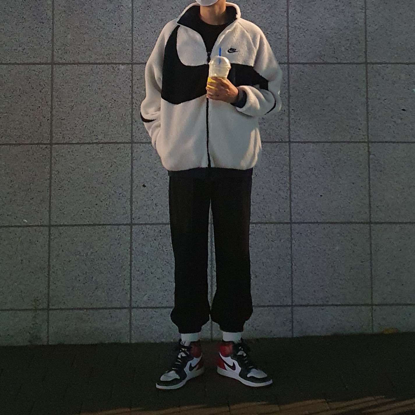 Jordan 1 Retro High OG Black Toe 2016 착용 스타일
