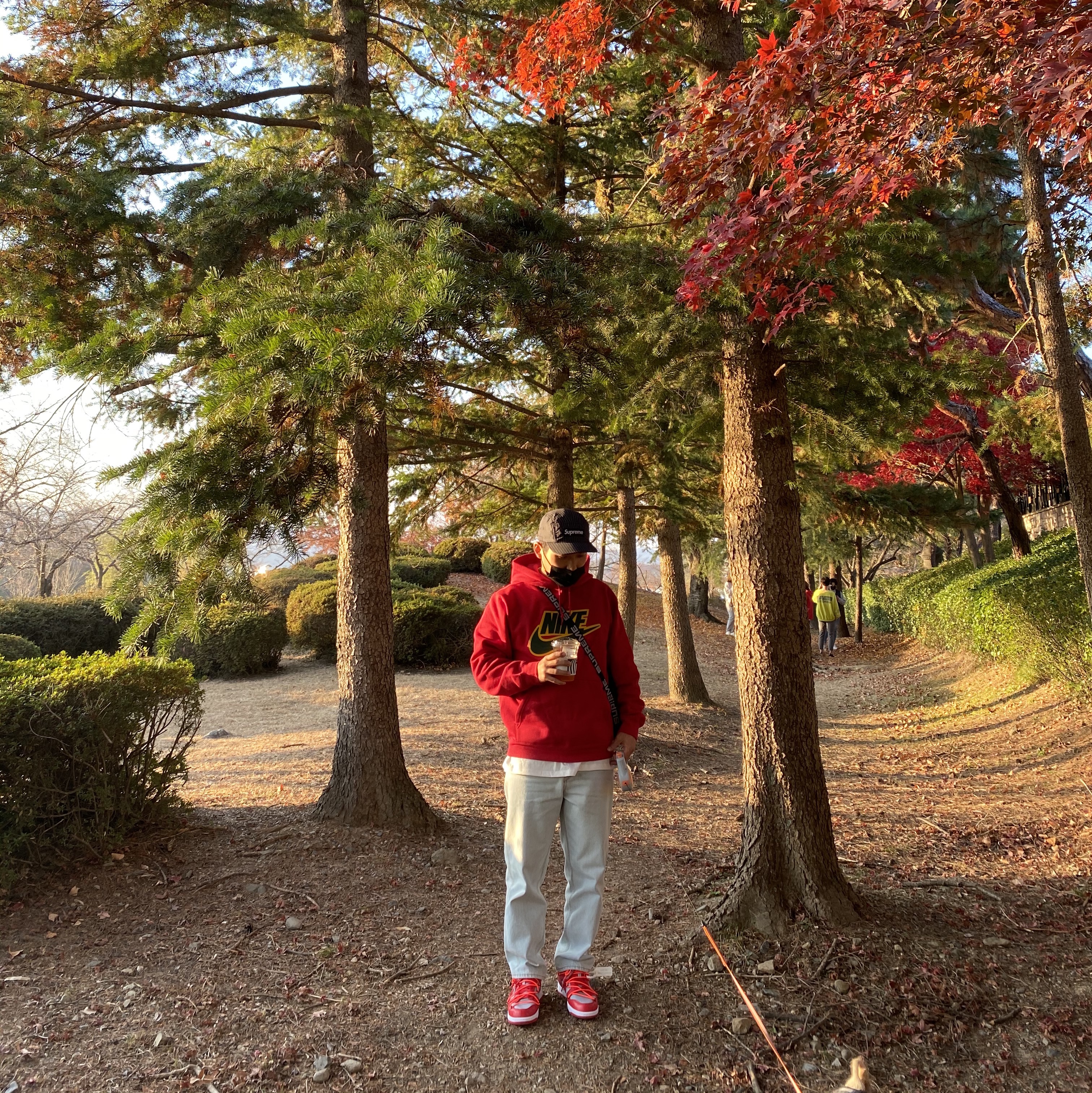 Nike x Off-White Dunk Low University Red 착용 스타일
