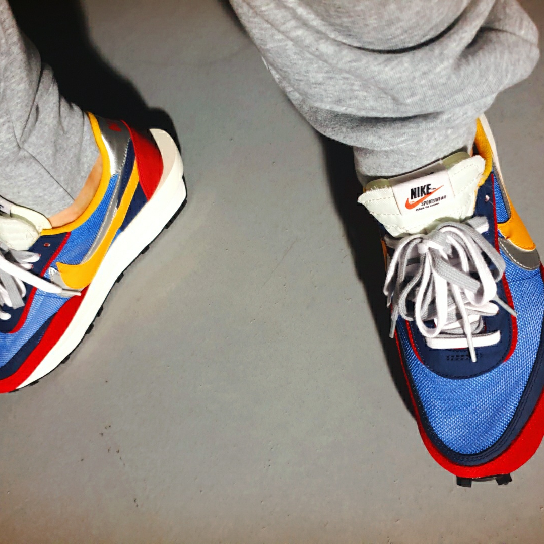Nike x Sacai LDWaffle Blue Multi 착용 스타일 - 4