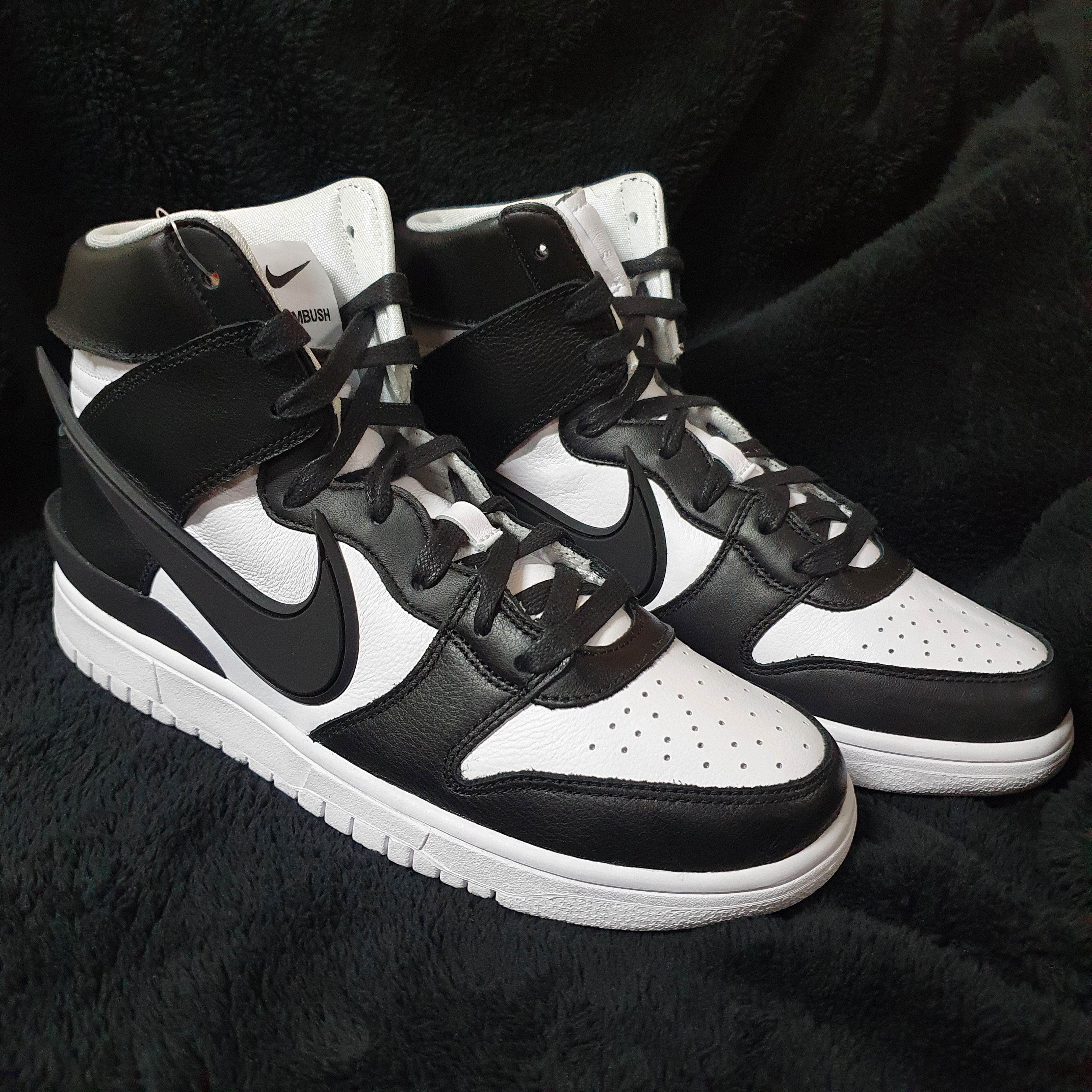 Nike x Ambush Dunk High Black 착용 스타일 - 2