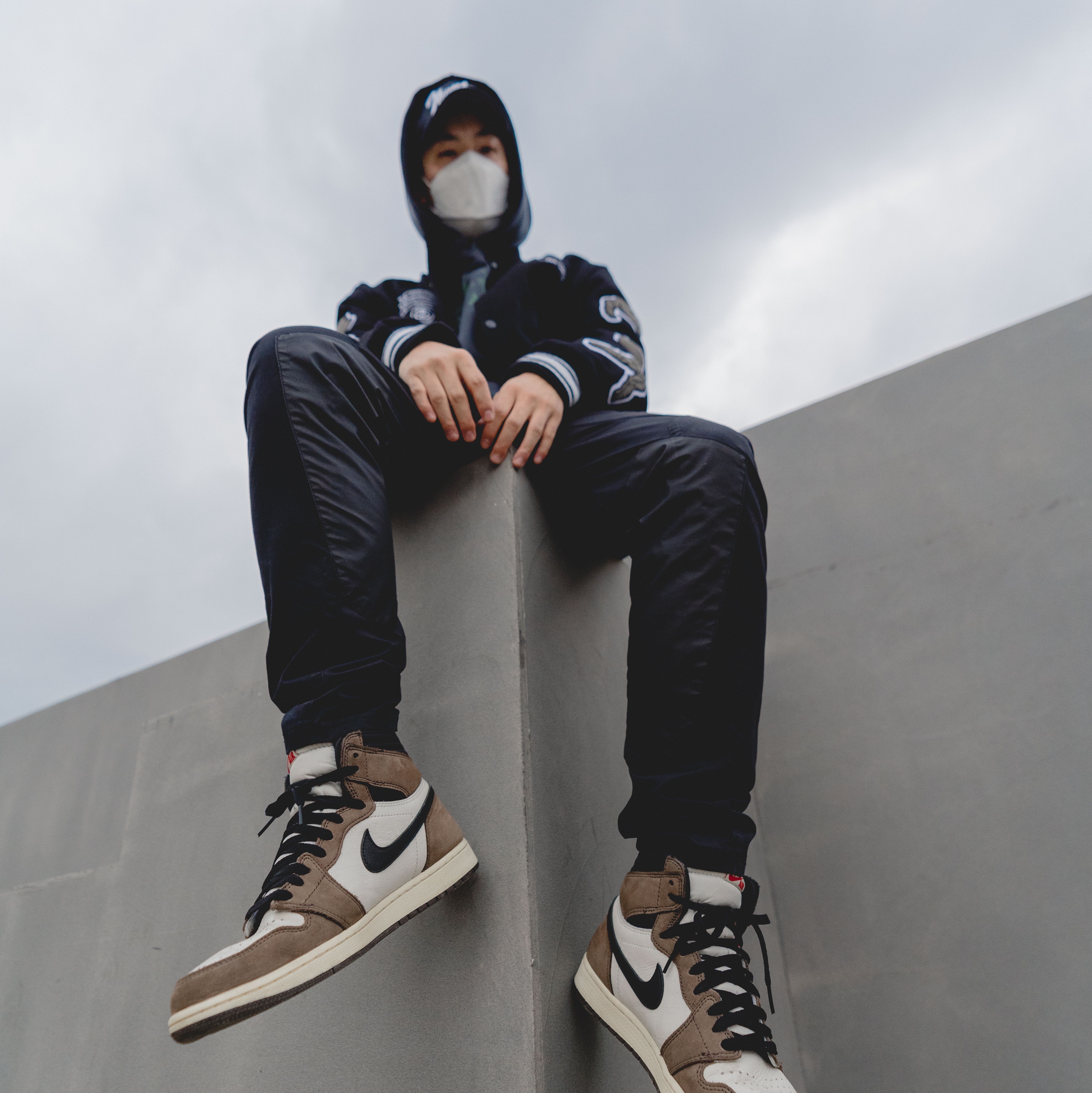 Jordan 1 x Travis Scott Retro High OG SP Mocha 착용 스타일