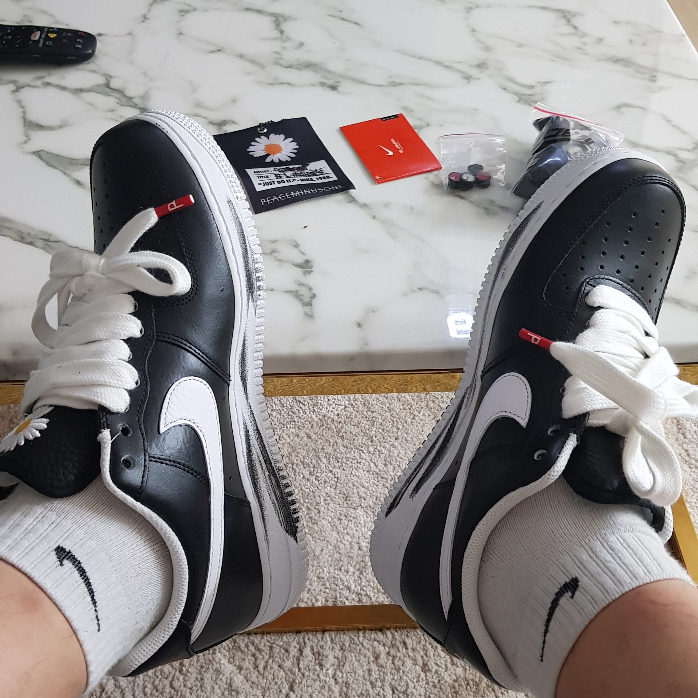 Nike x Peaceminusone Air Force 1 Low Para-Noise 2.0, Nike x Kasina Dunk Low 80's Bus 착용 스타일 - 3