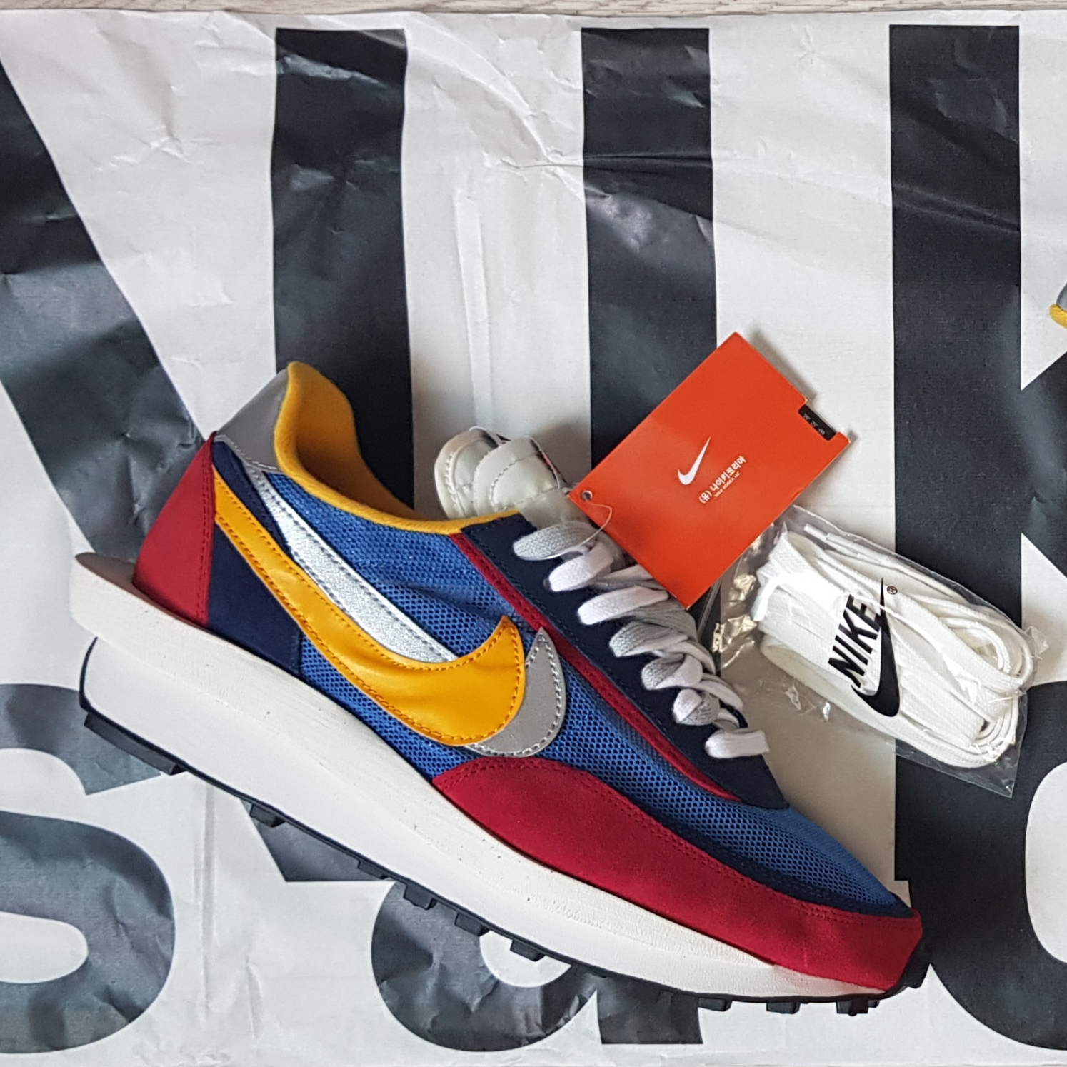 Nike x Sacai LDWaffle Blue Multi 착용 스타일