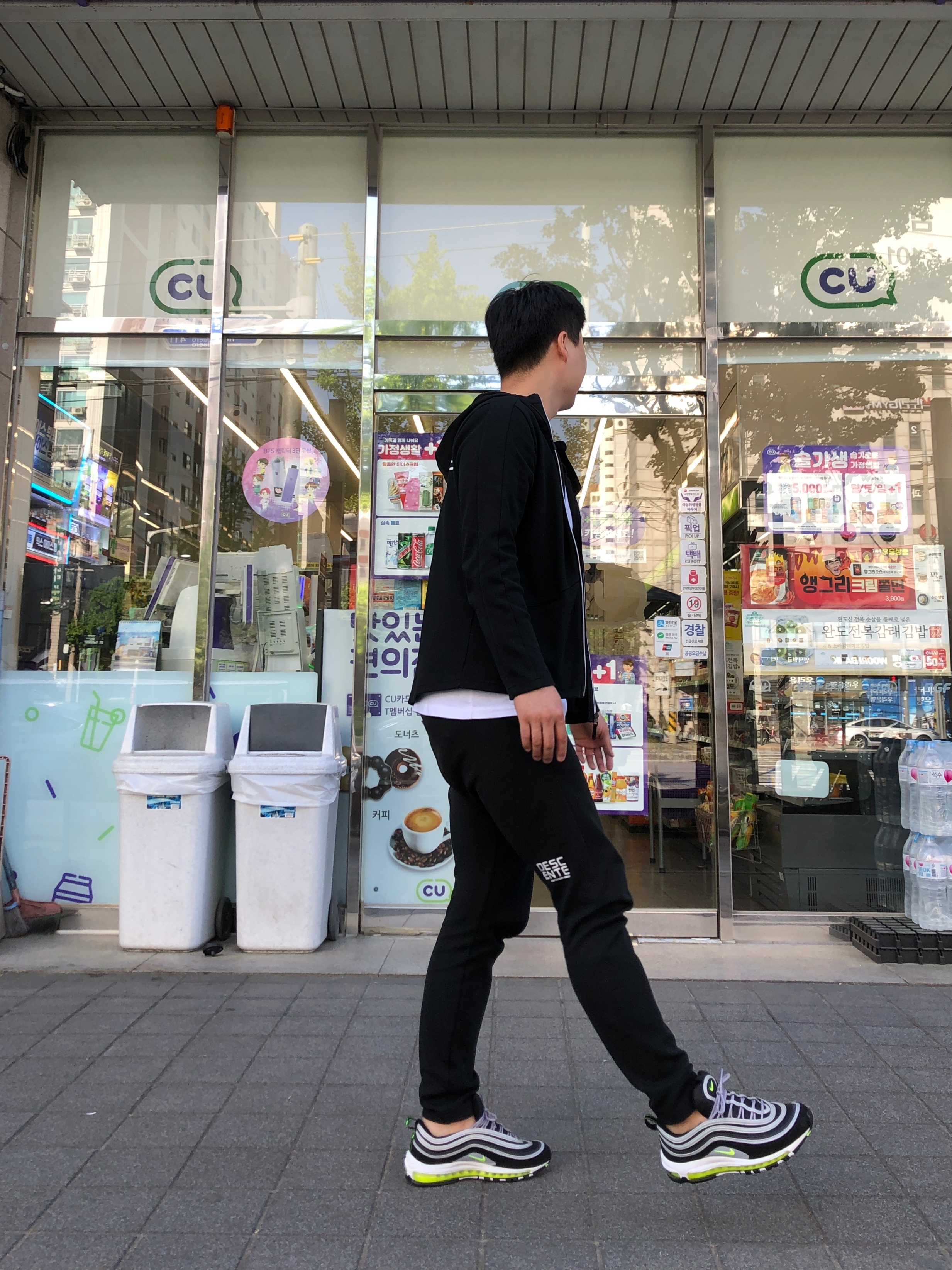 Nike Air Max 97 OG Black Volt Asia 착용 스타일