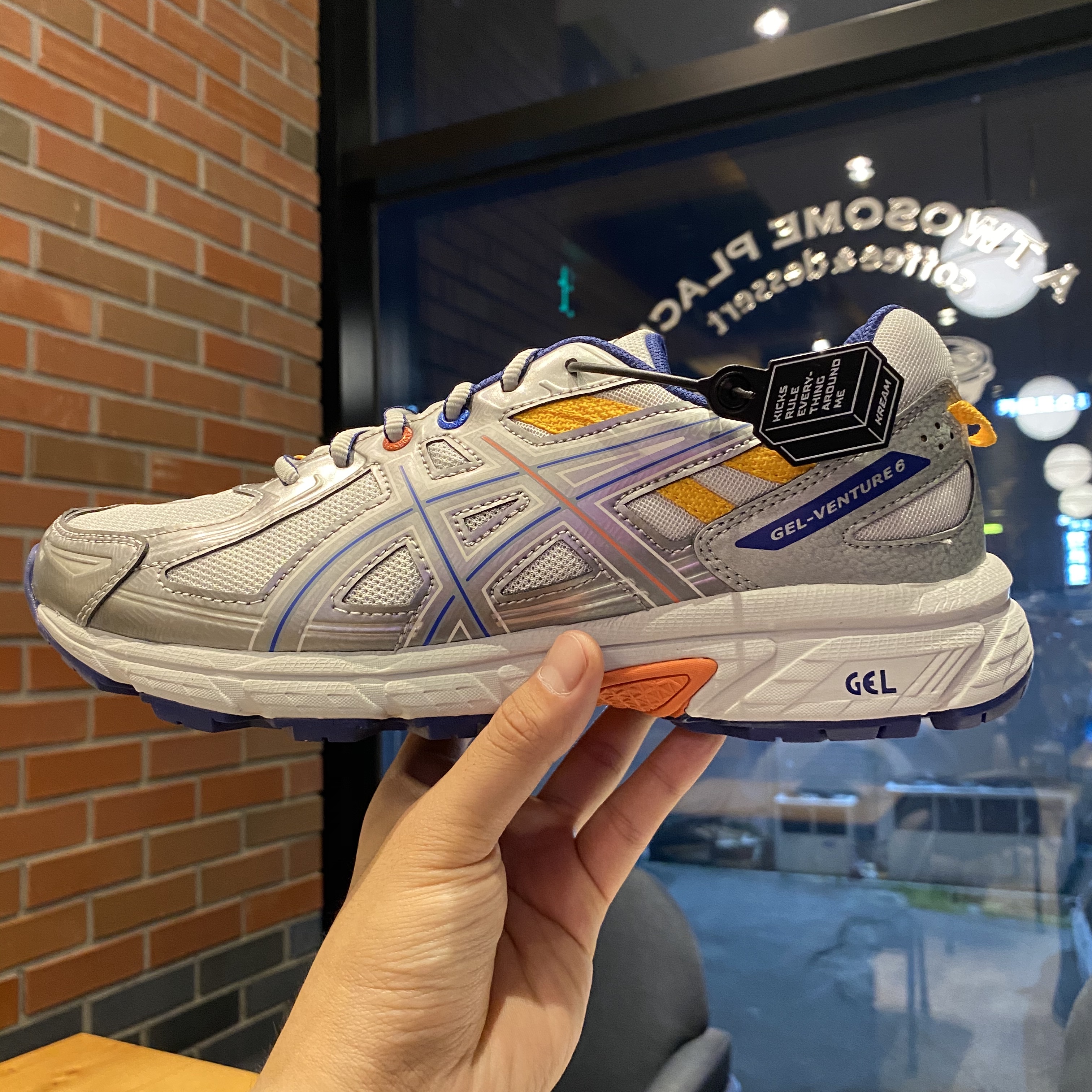 Asics x IAB Studio Gel-Venture 6 착용 스타일 - 1