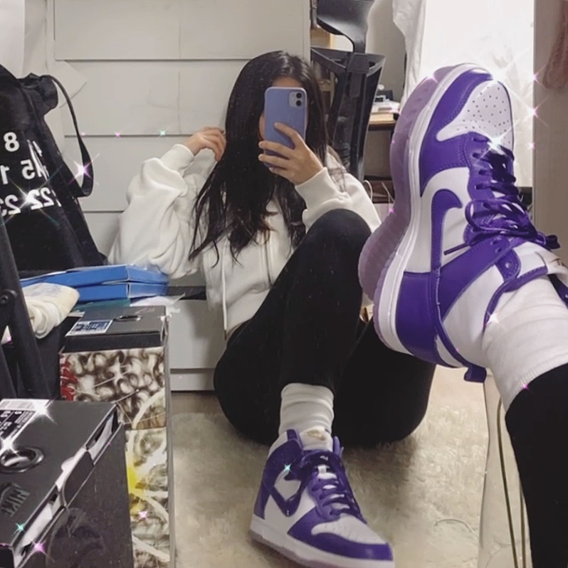 (W) Nike Dunk High SP Varsity Purple 착용 스타일