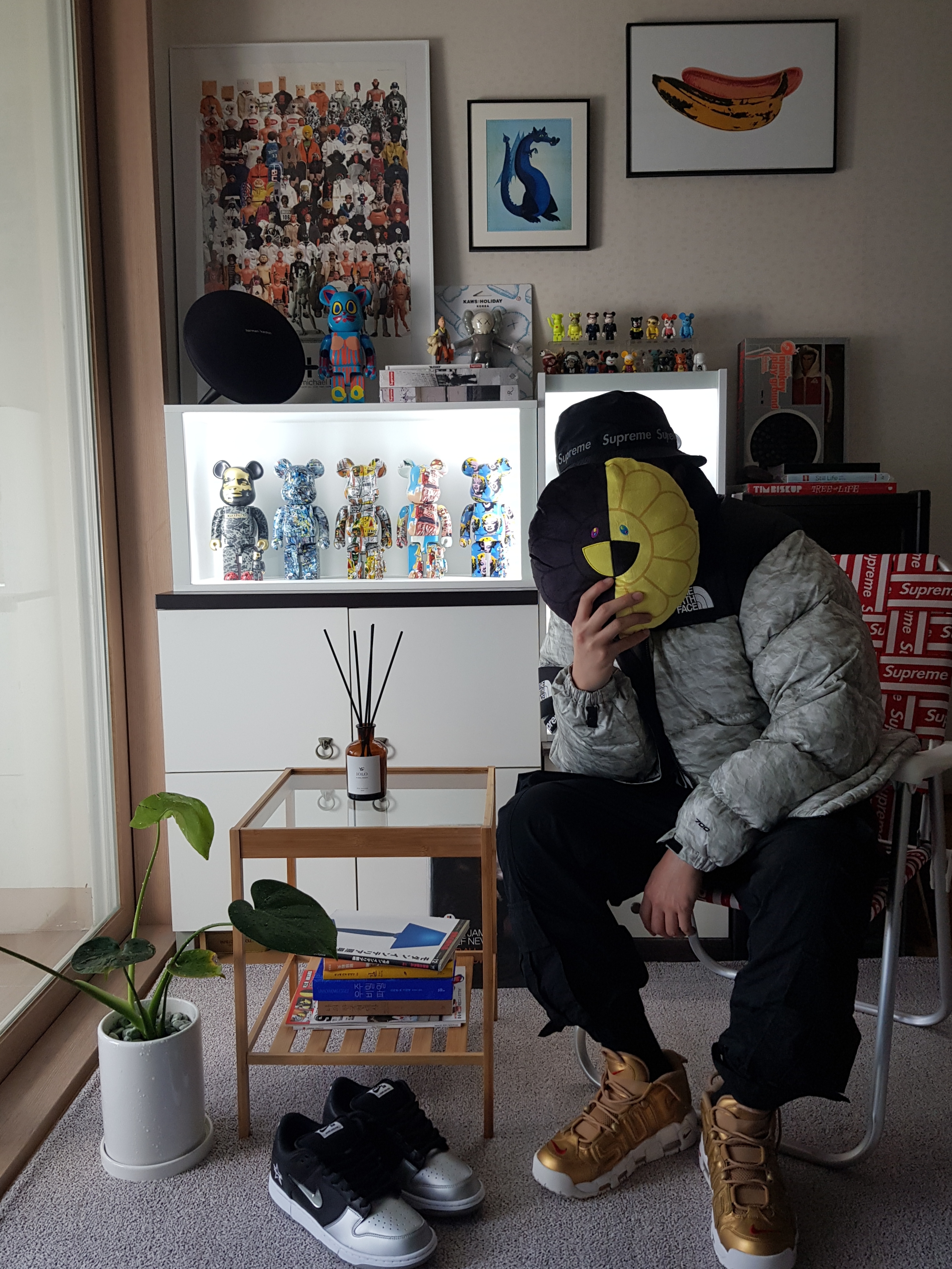 Nike x Supreme SB Dunk Low Jewel Swoosh Silver, Nike x Supreme Air More Uptempo Suptempo Gold 착용 스타일