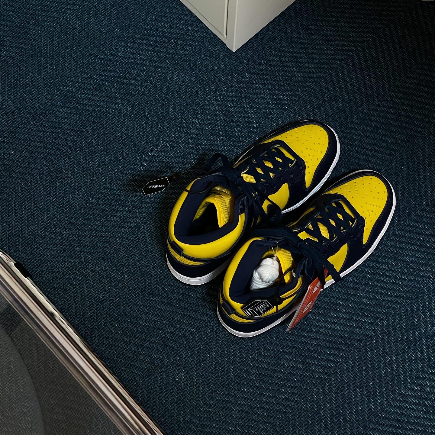 Nike Dunk High SP Maize & Blue 착용 스타일 - 3