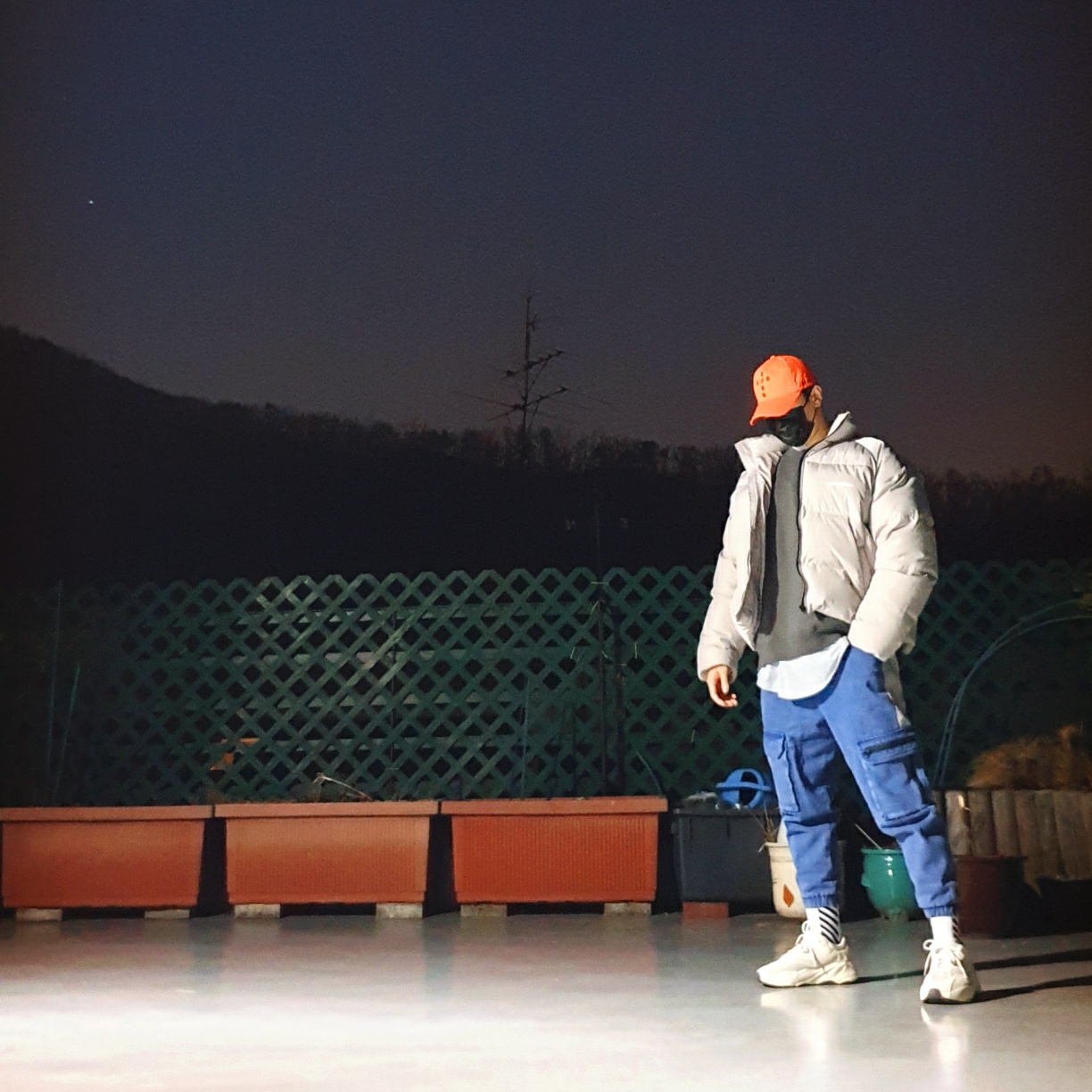 Adidas Yeezy Boost 700 Analog 2019 착용 스타일 - 1