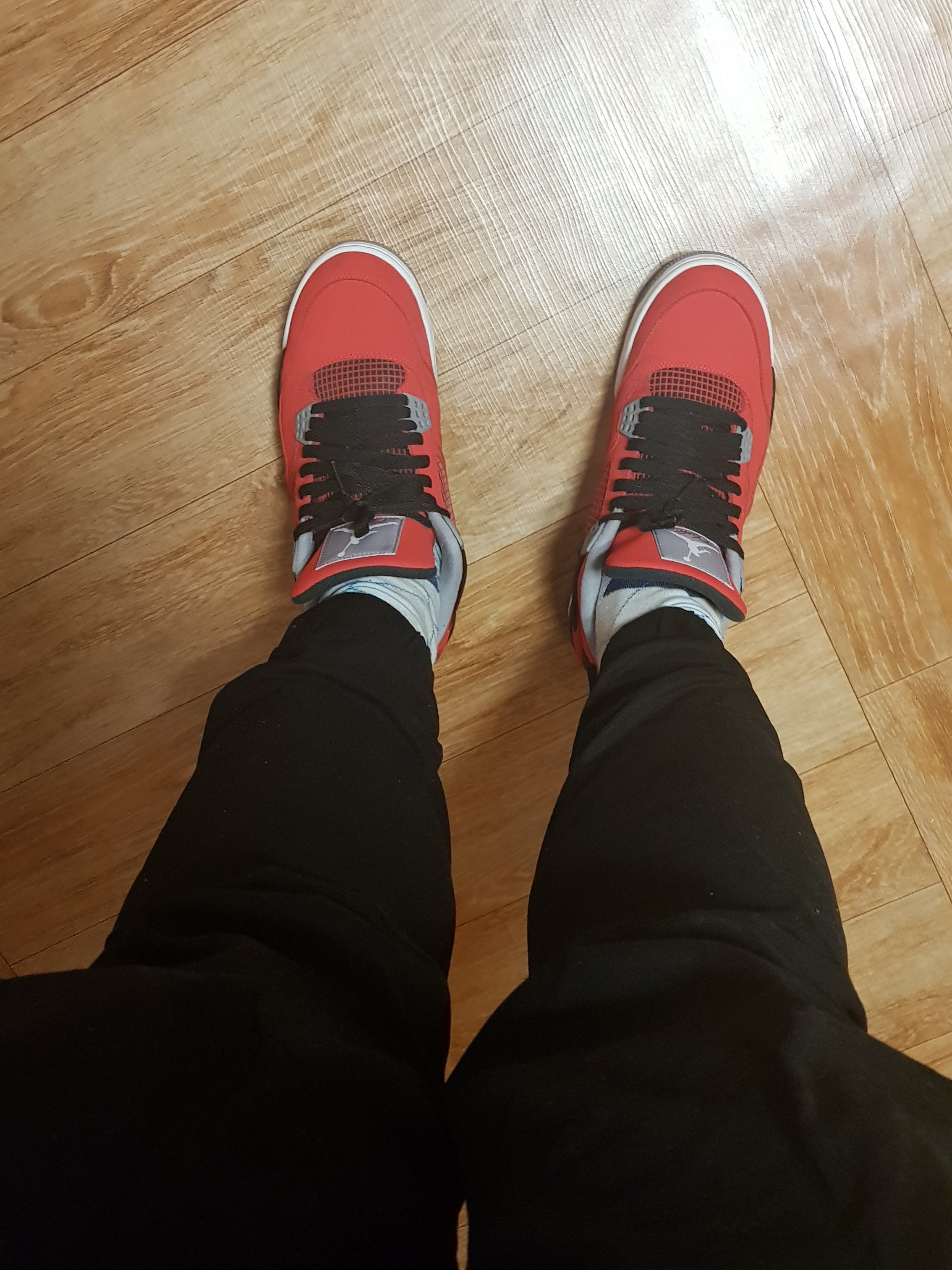 Jordan 11 Retro Concord 2018, Jordan 4 Retro Toro Bravo 착용 스타일 - 2