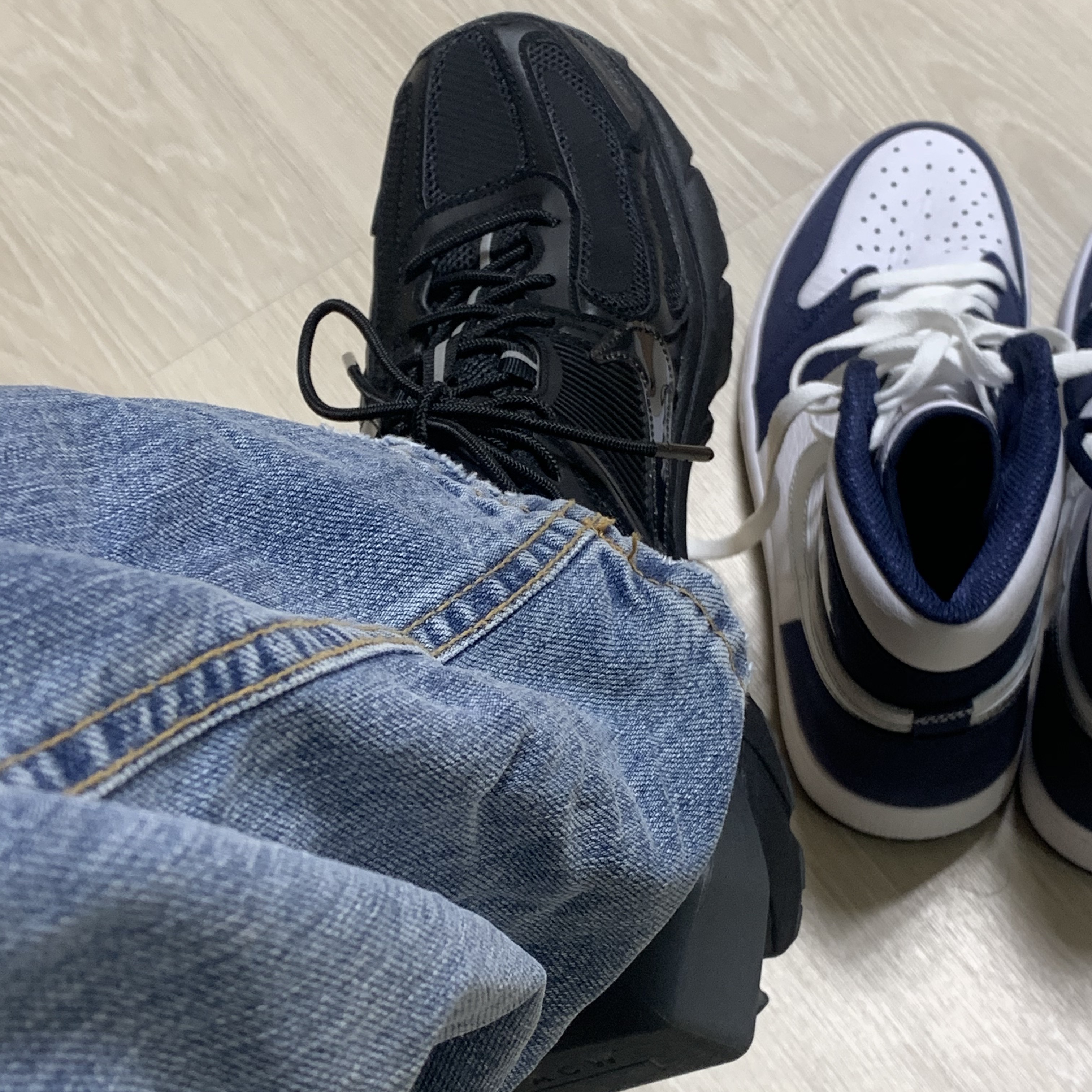 Nike x A-Cold-Wall Zoom Vomero 5 Black, Jordan 1 Retro High OG CO.JP Midnight Navy 착용 스타일
