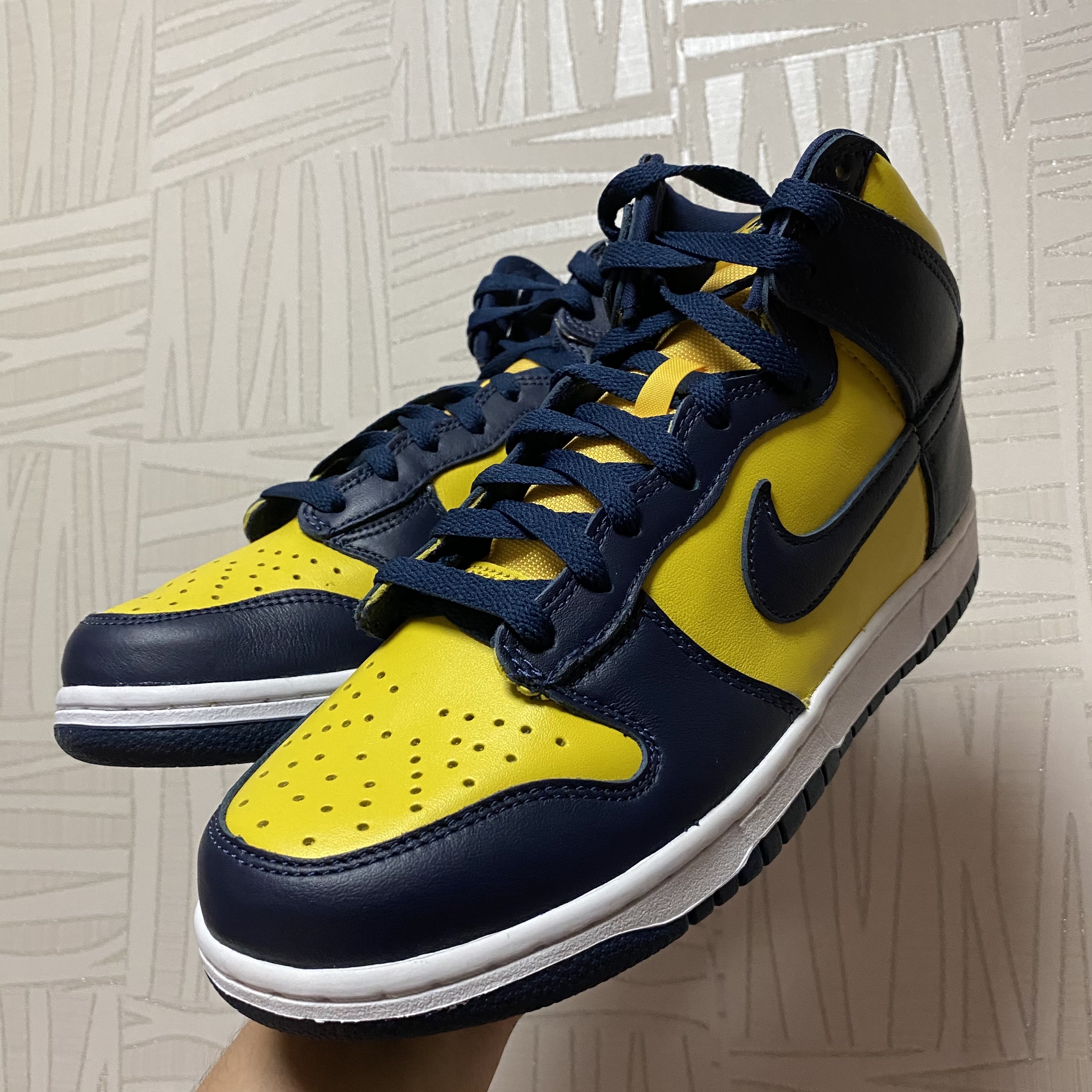Nike Dunk High SP Maize & Blue 착용 스타일 - 3