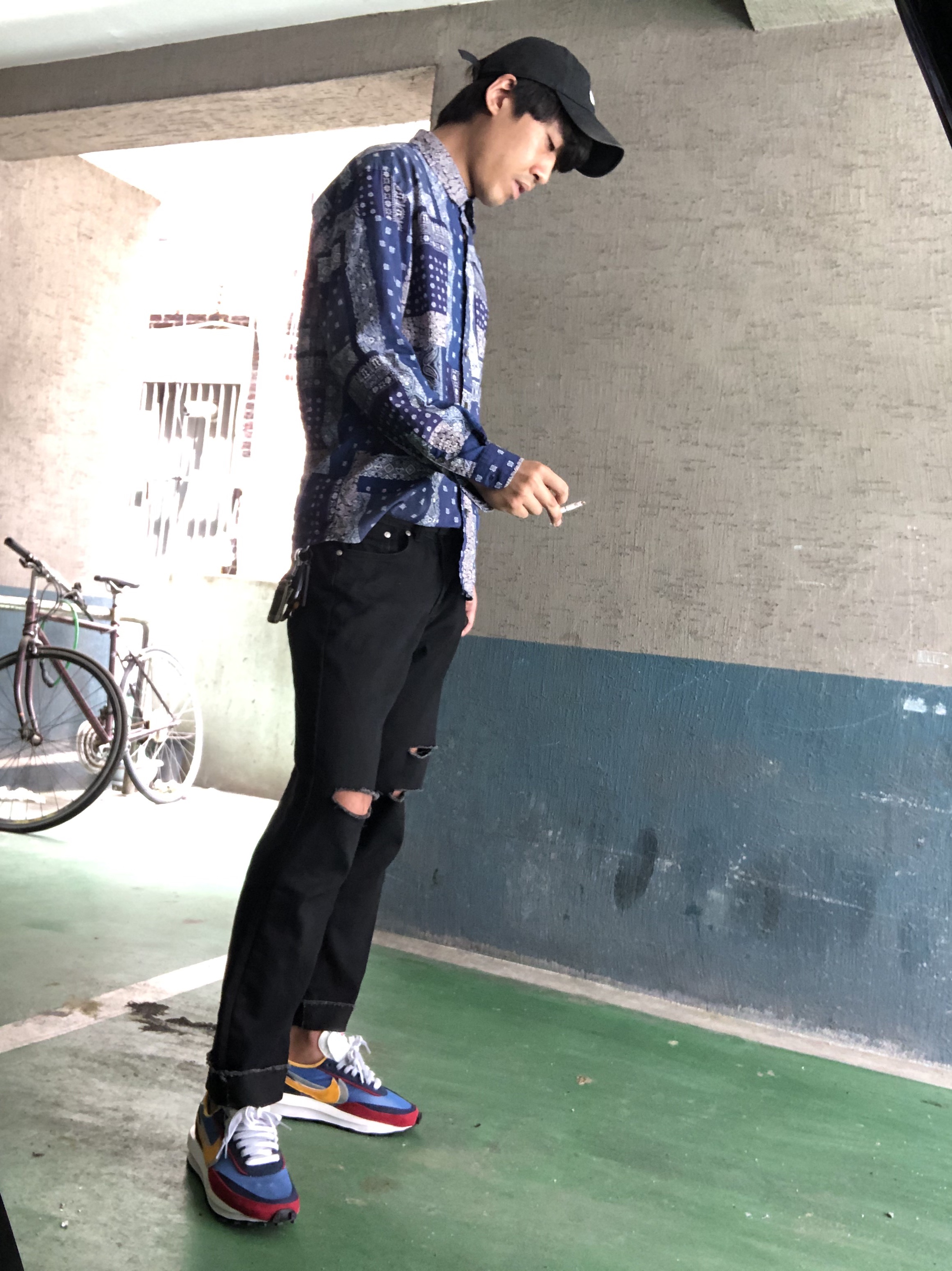 Nike x Sacai LDWaffle Blue Multi, Nike x Off-White Air Presto Black 착용 스타일 - 1
