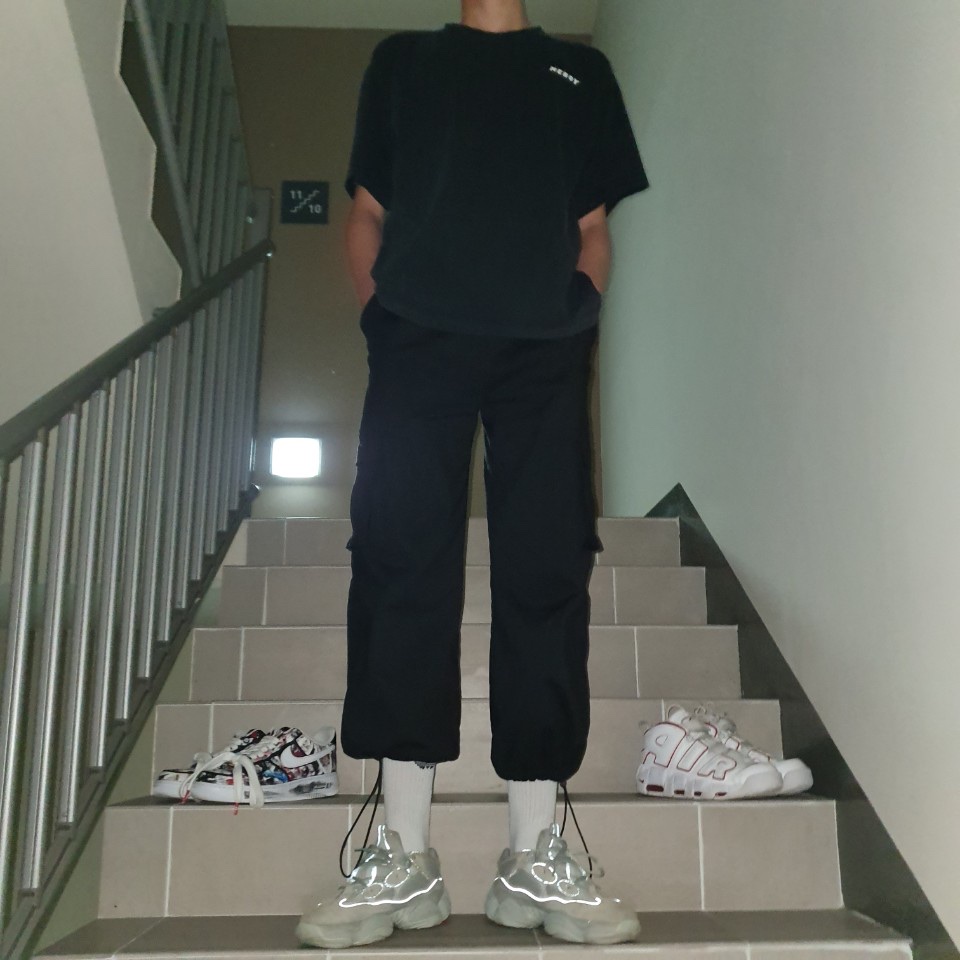 Adidas Yeezy 500 Salt 착용 스타일