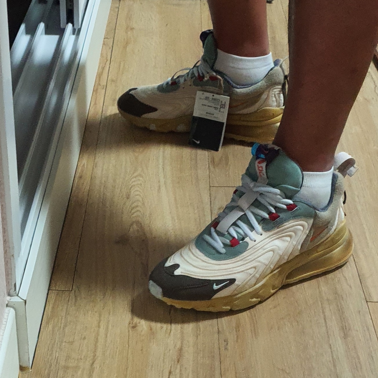 Nike x Travis Scott Air Max 270 React Cactus Trails 착용 스타일