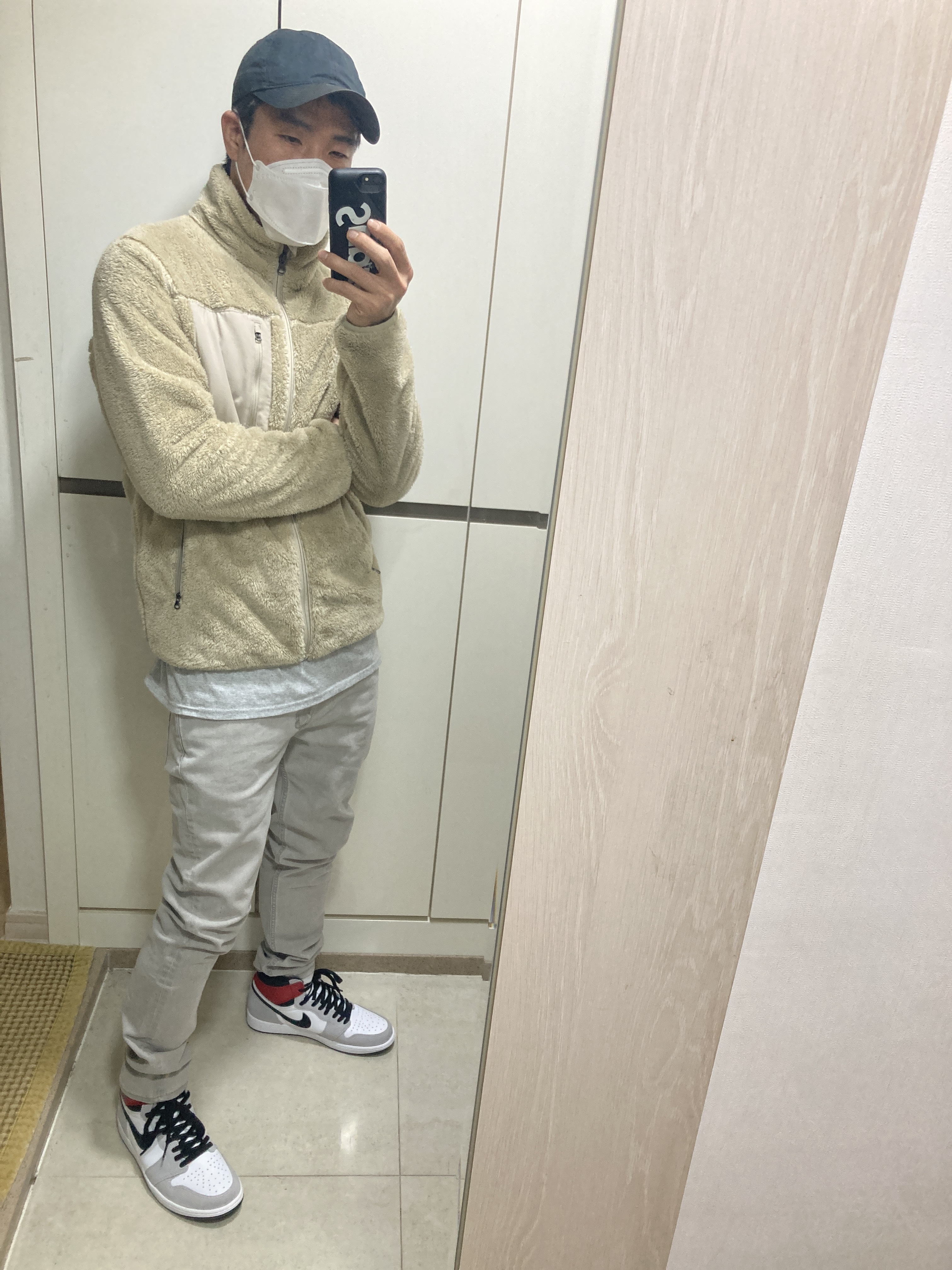 Jordan 1 Retro High OG Light Smoke Grey 착용 스타일