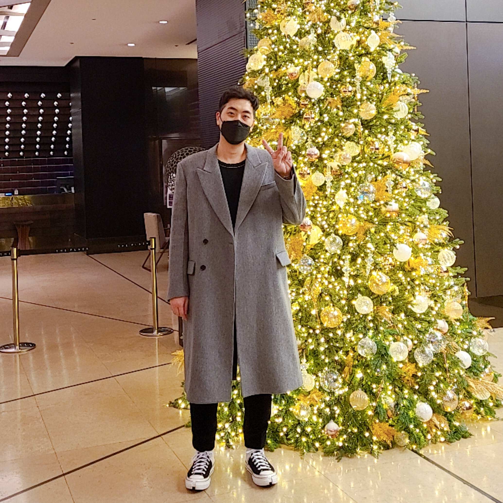 Converse x Feng Chen Wang Chuck 70 2-in-1 Natural Ivory Black 착용 스타일