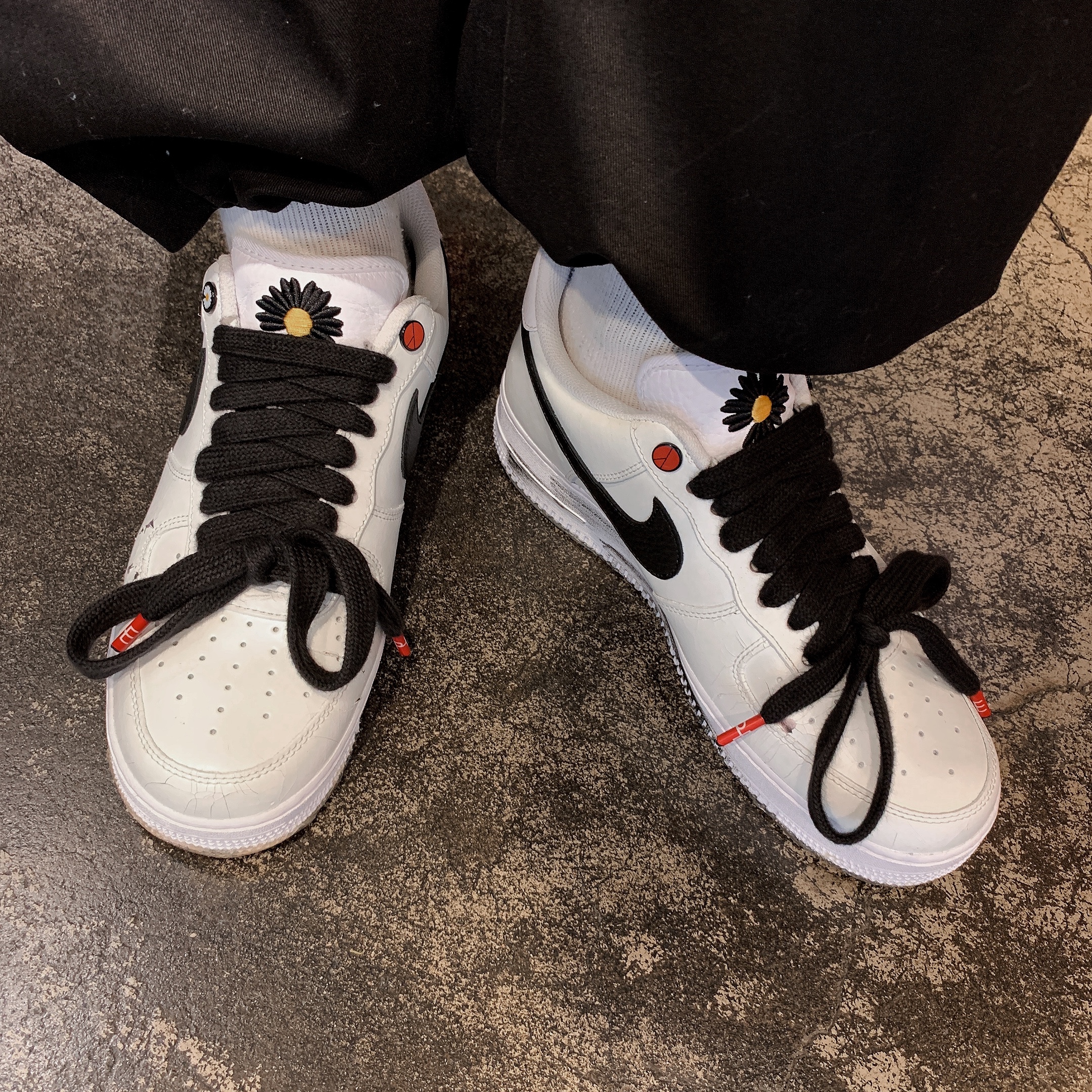 Nike x Peaceminusone Air Force 1 Low Para-Noise 2.0 착용 스타일