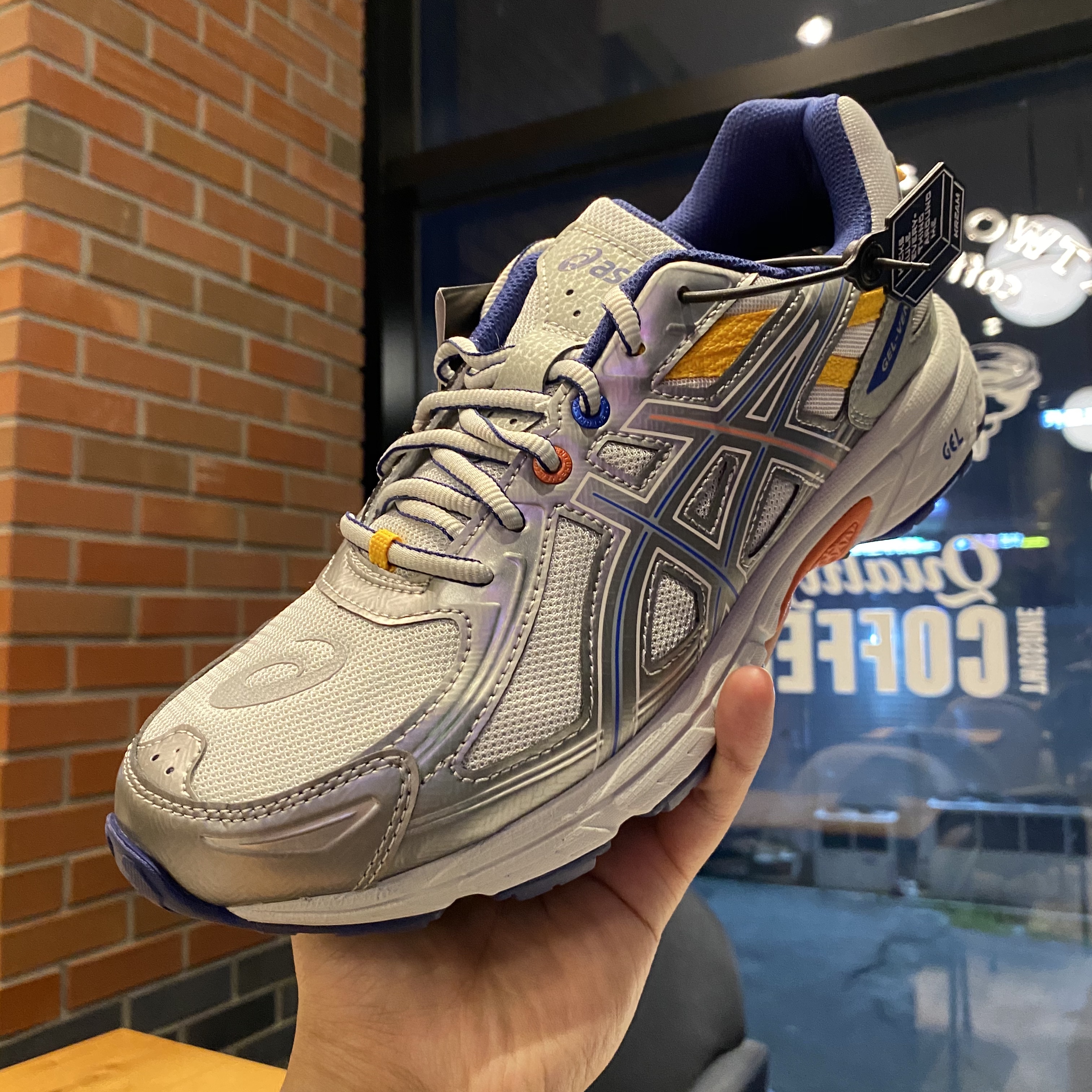 Asics x IAB Studio Gel-Venture 6 착용 스타일 - 2