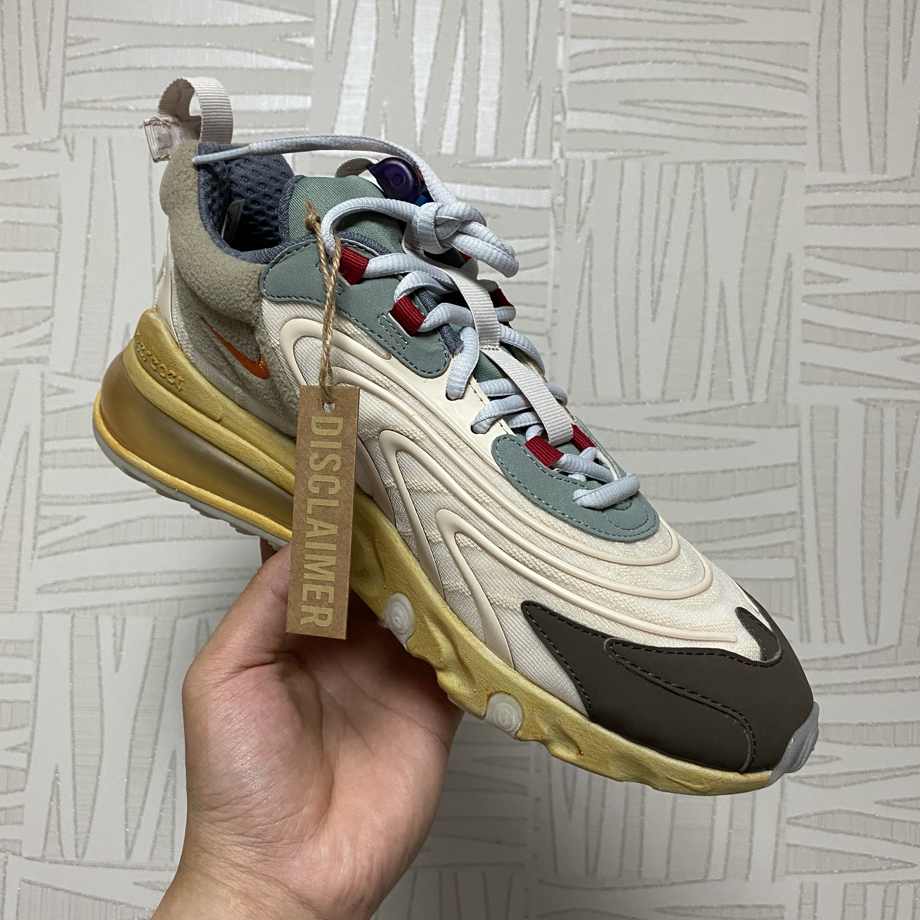 Nike x Travis Scott Air Max 270 React Cactus Trails 착용 스타일 - 3