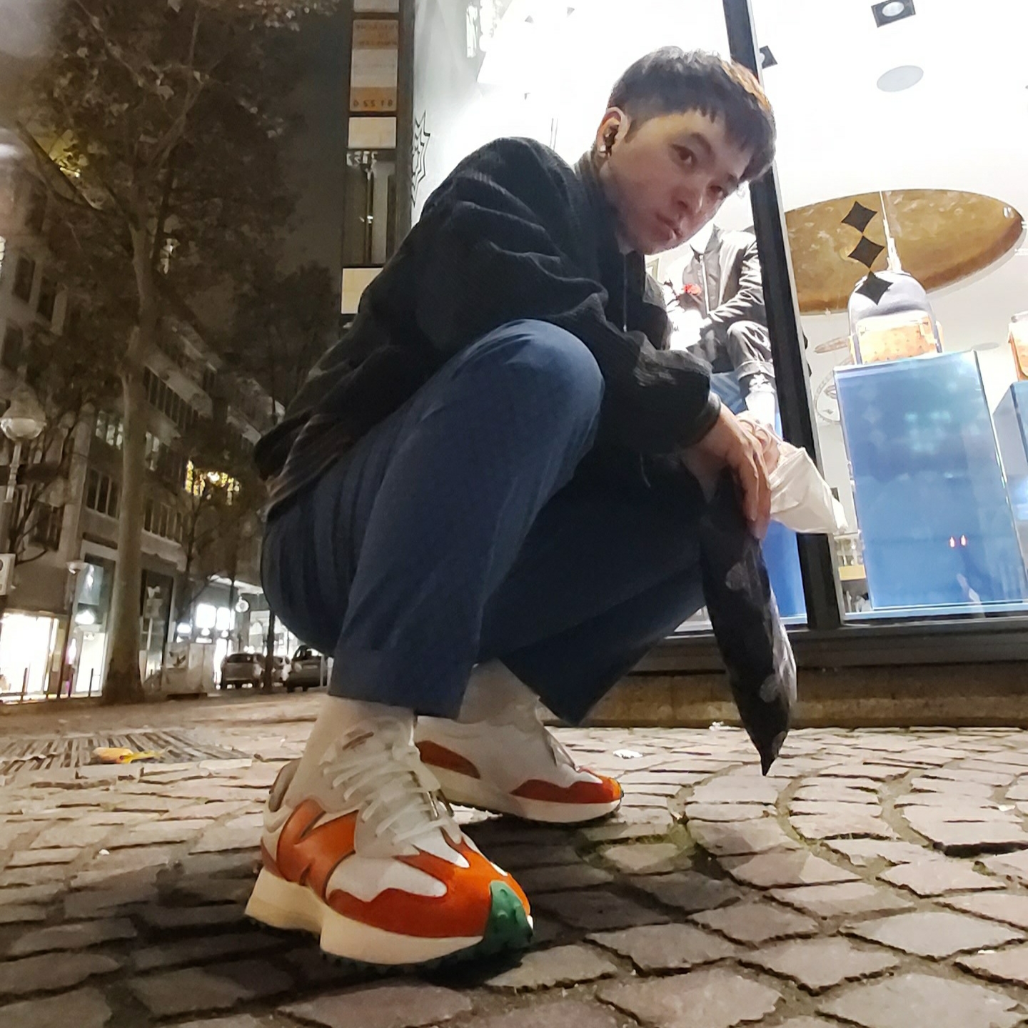 New Balance x Casablanca 327 Idealist Orange 착용 스타일