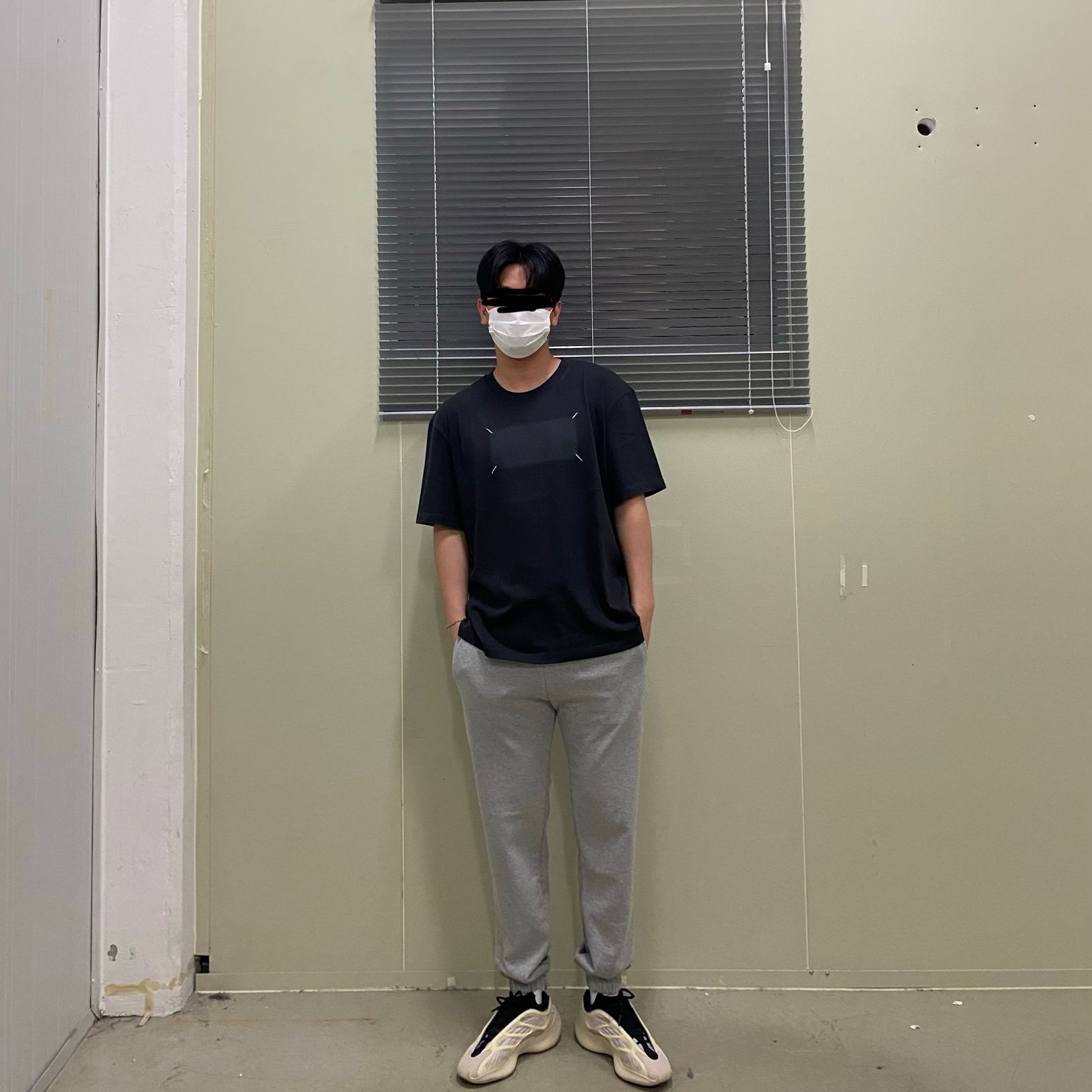 Adidas Yeezy 700 V3 Azael 2019 착용 스타일