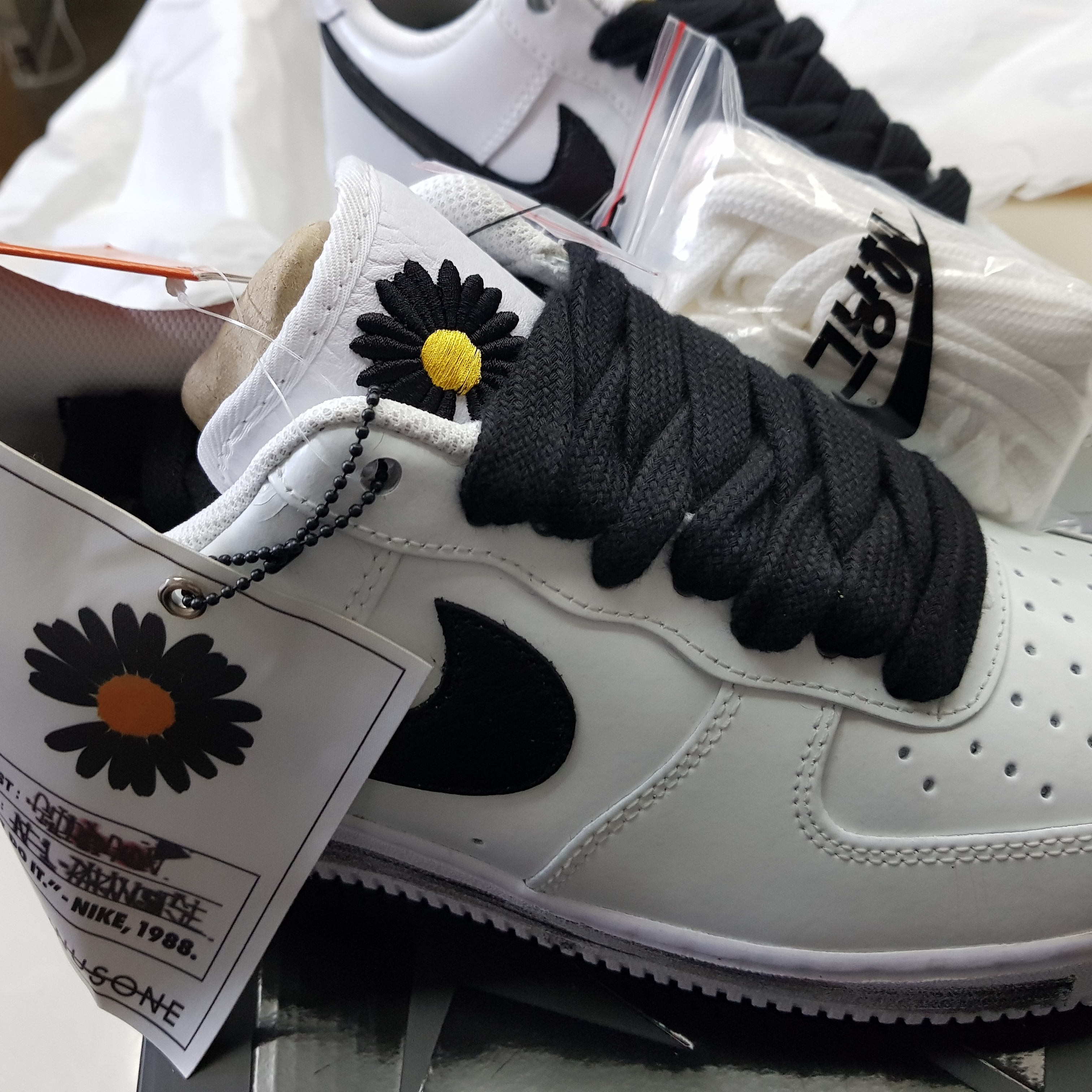 Nike x Peaceminusone Air Force 1 Low Para-Noise 2.0 착용 스타일
