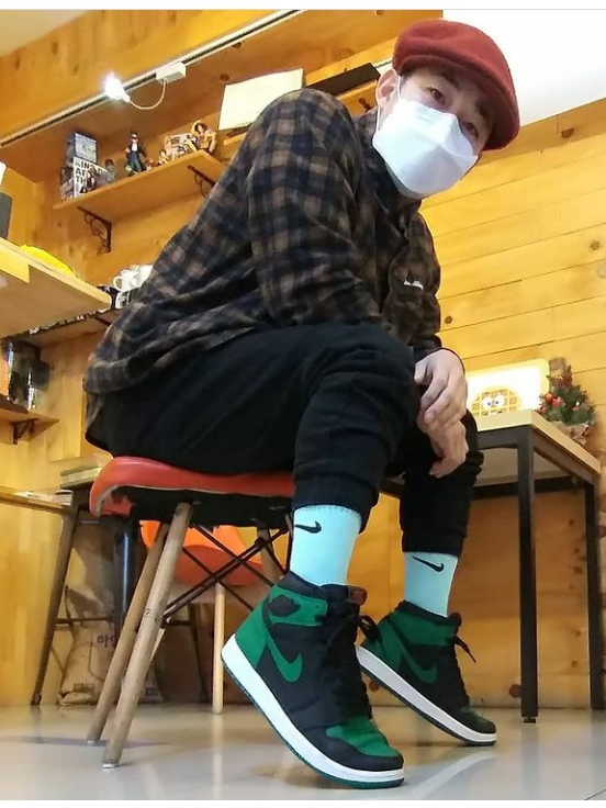 Jordan 1 Retro High OG Pine Green Black 착용 스타일